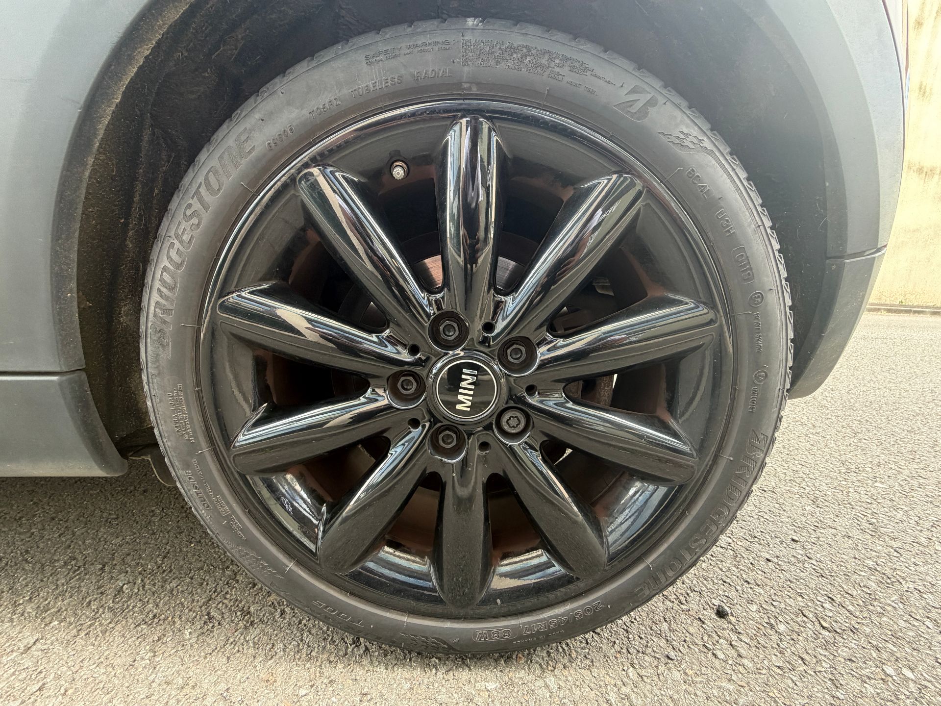 MINI “Cooper D” – 9 490 € (PRIX OK)