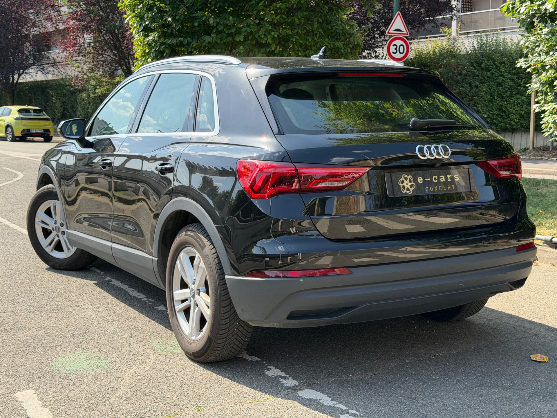 Audi Q3 1.5 TFSI Business