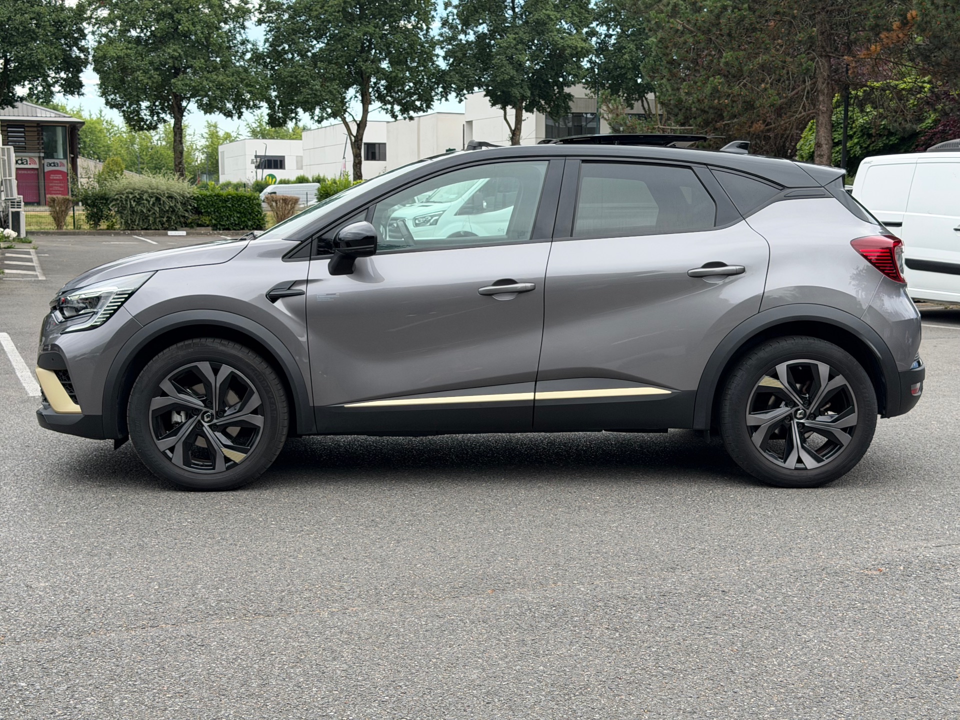 Renault Captur 1.6 i