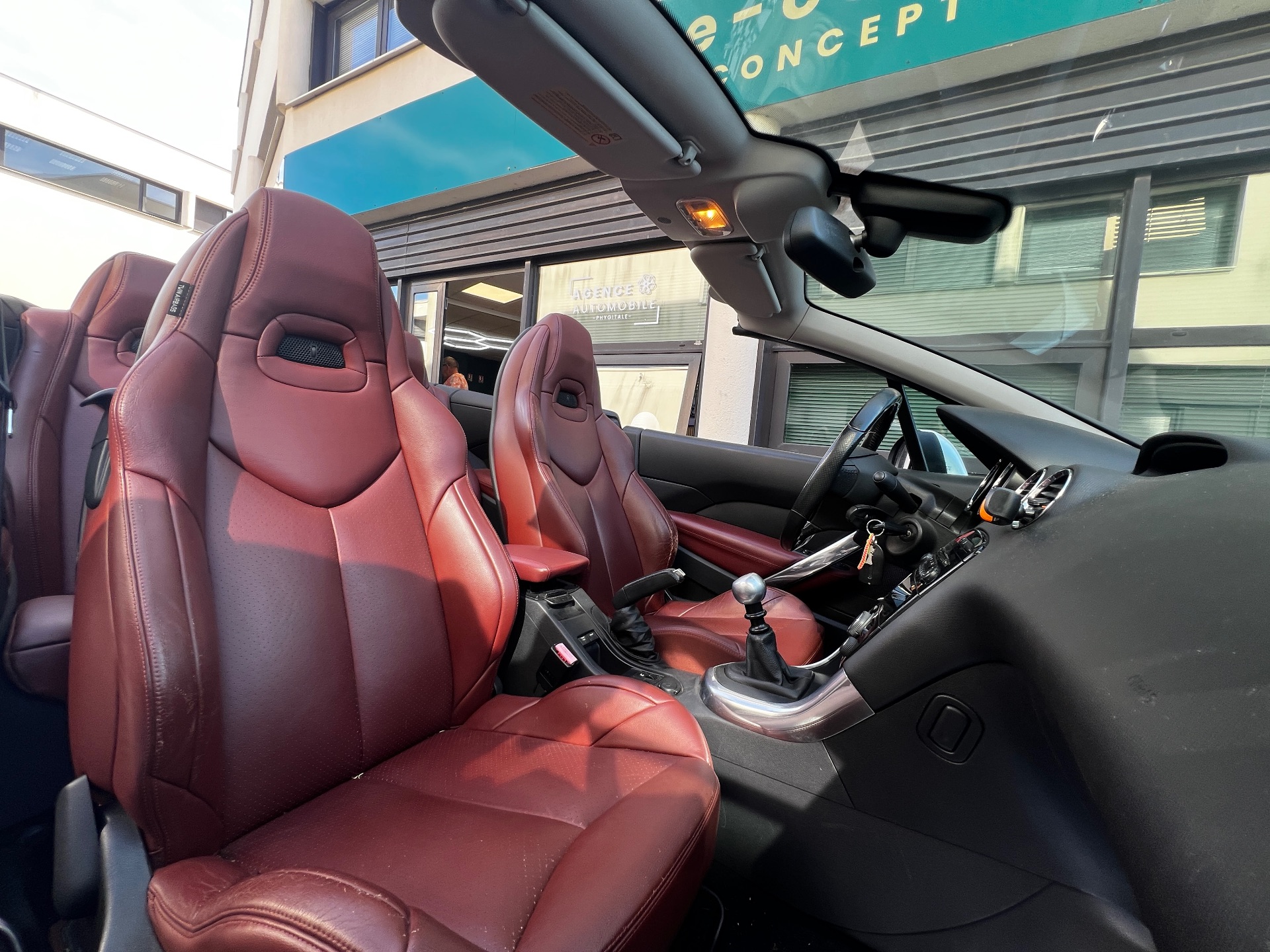 Peugeot 308 CC 2.0 HDI 140 ch Féline