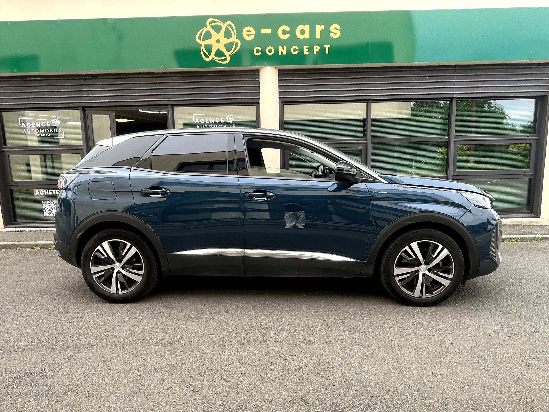 Peugeot 3008 Hybrid 225 ch e-EAT8 Allure Pack