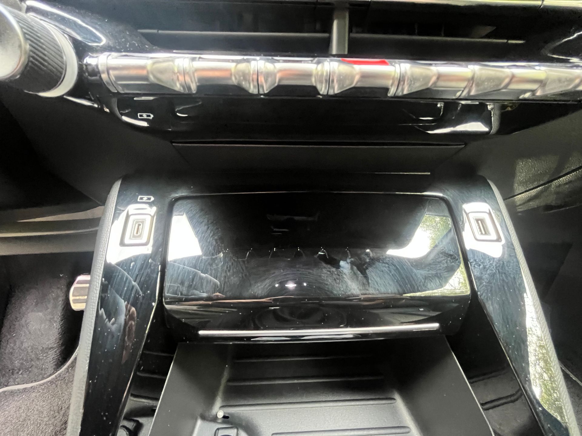 PEUGEOT 208 1,2L 12v 100ch GT line