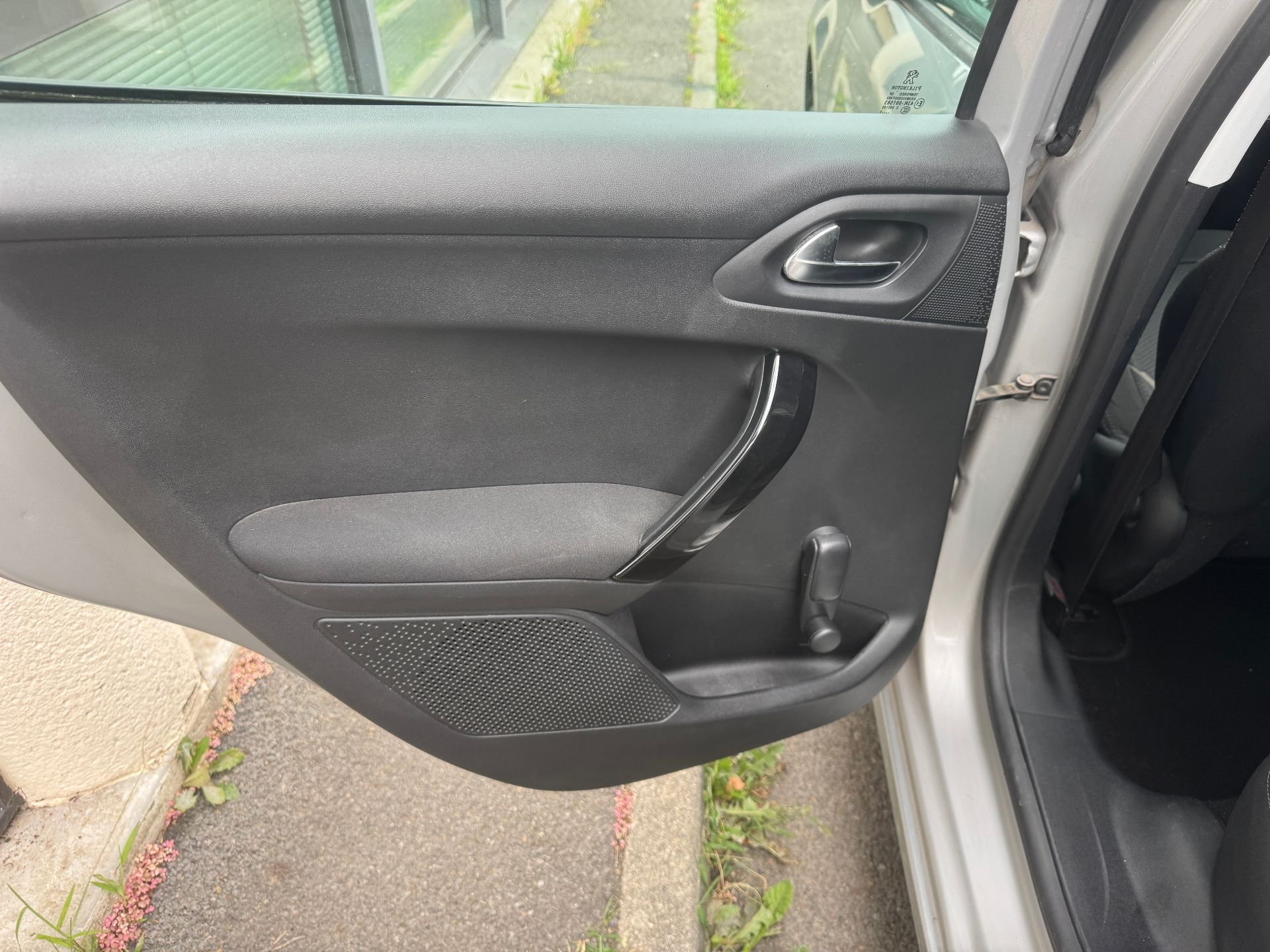 Peugeot 208 1.4 HDI 68ch ACTIVE