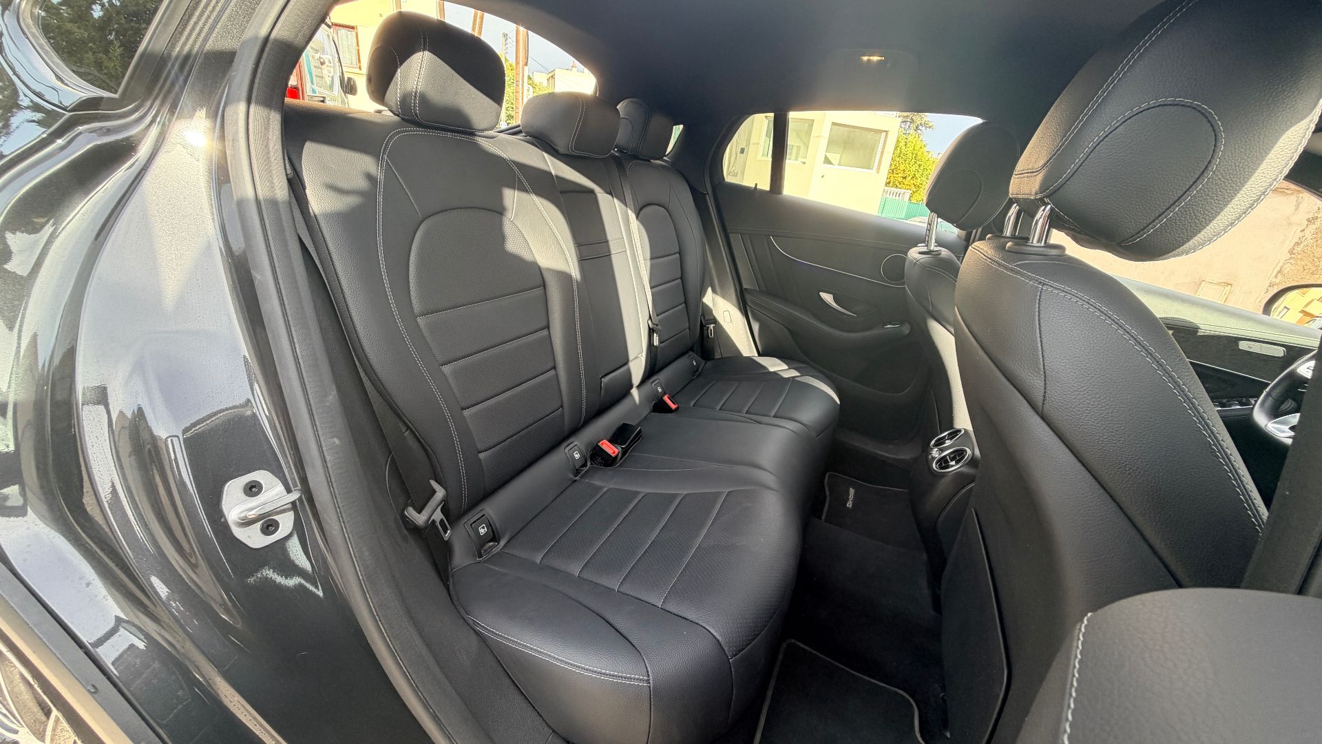 Mercedes-Benz GLC Coupé 300de 4Matic 9G-Tronic 364ch AMG LINE