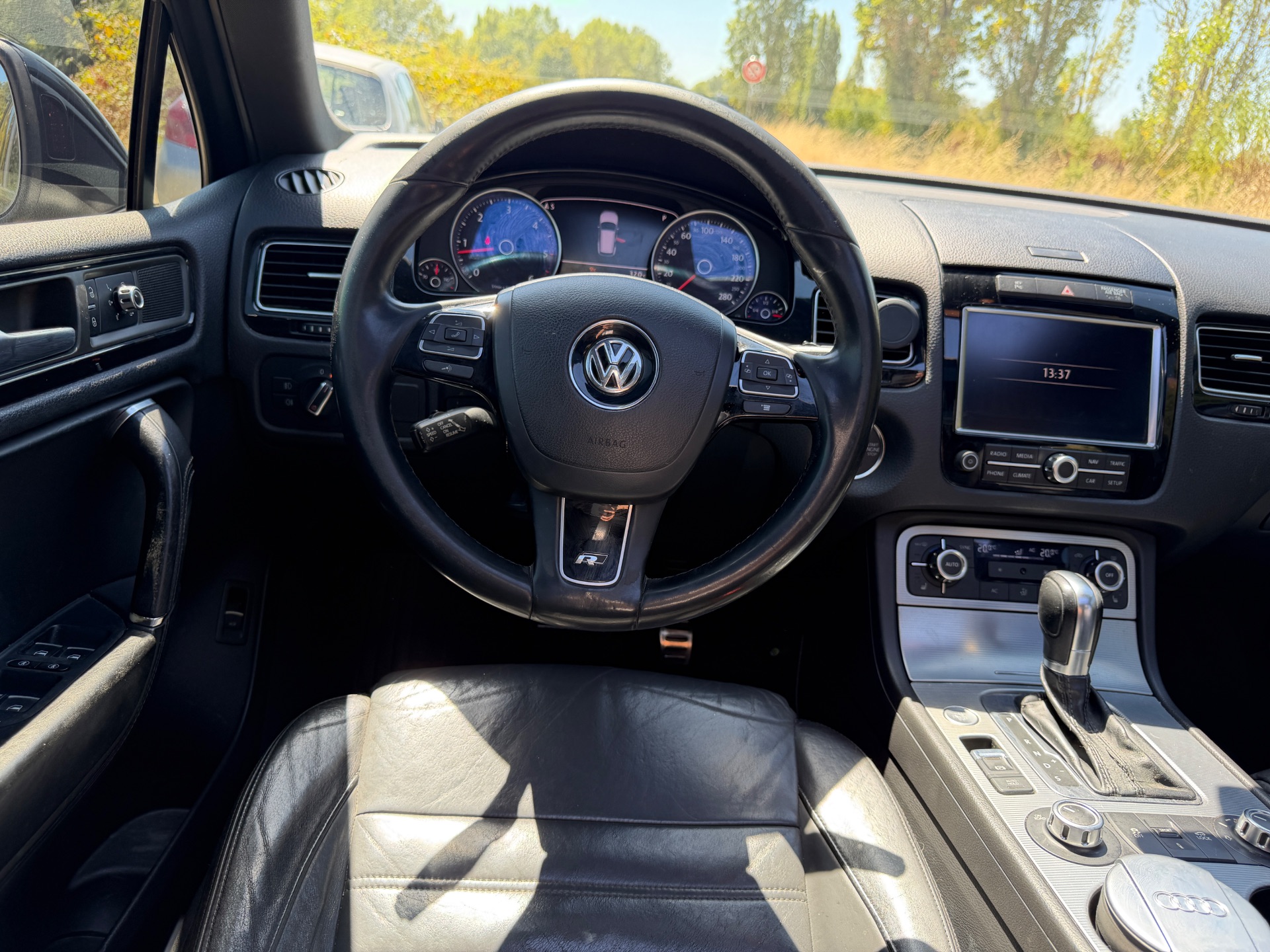 Volkswagen Touareg V8 4,2 TDI 340ch R line