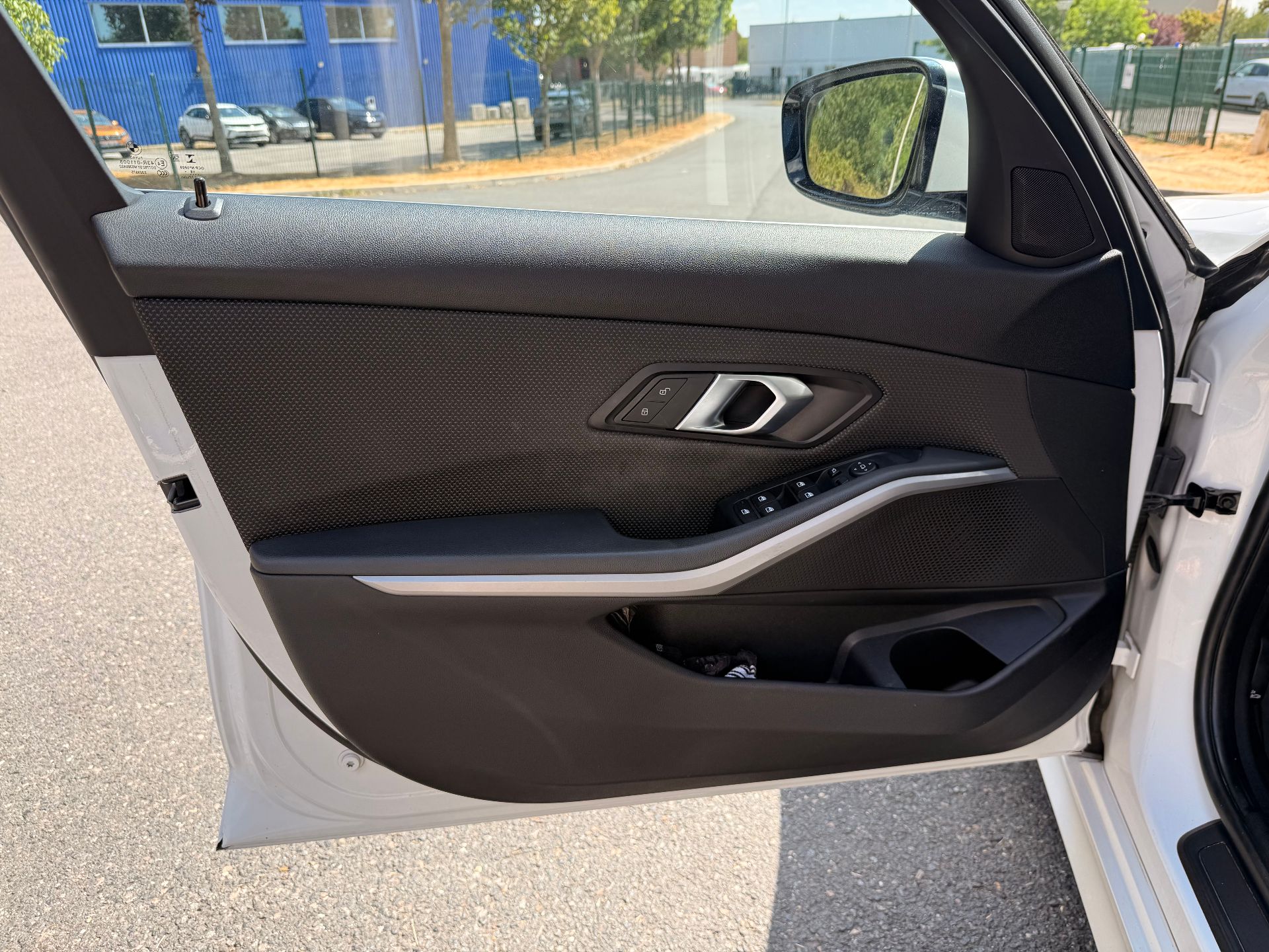BMW série 3 2L 320 Xdrive Business Design
