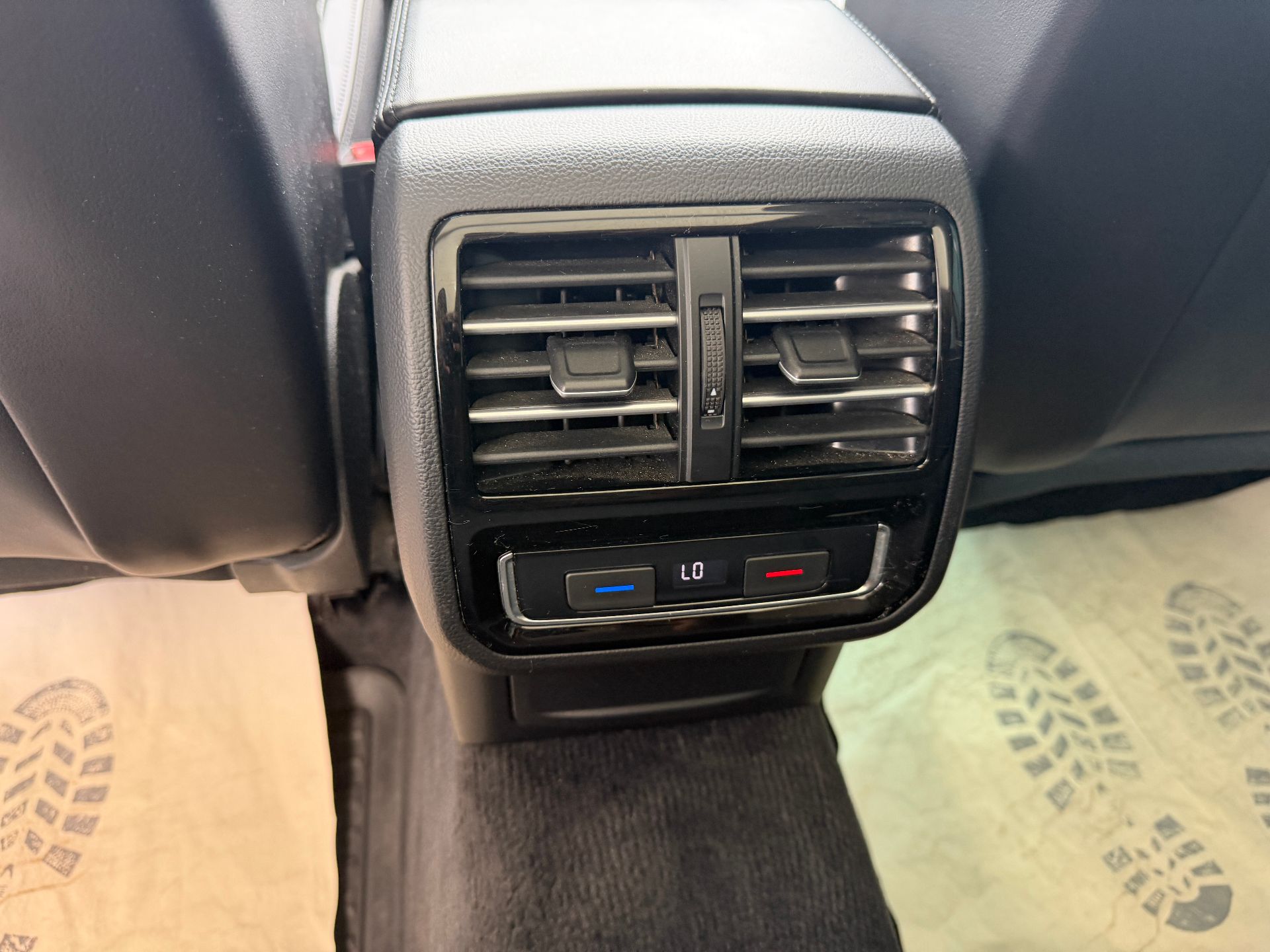 Volkswagen Passat 150 Ch « R-Line » – 16480€