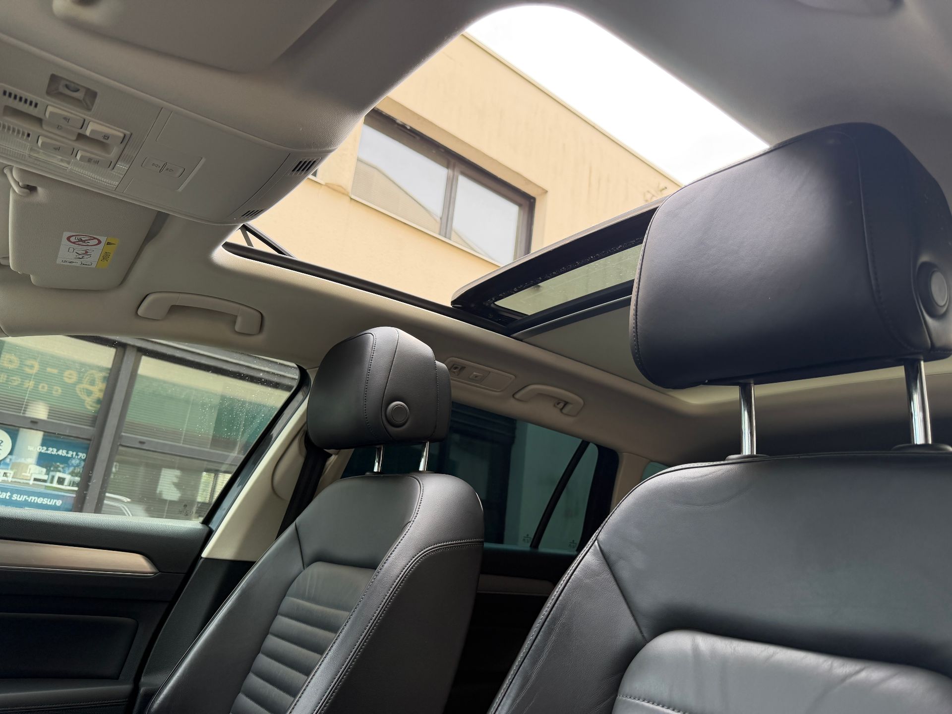 Volkswagen Passat 150 Ch « R-Line » – 16480€