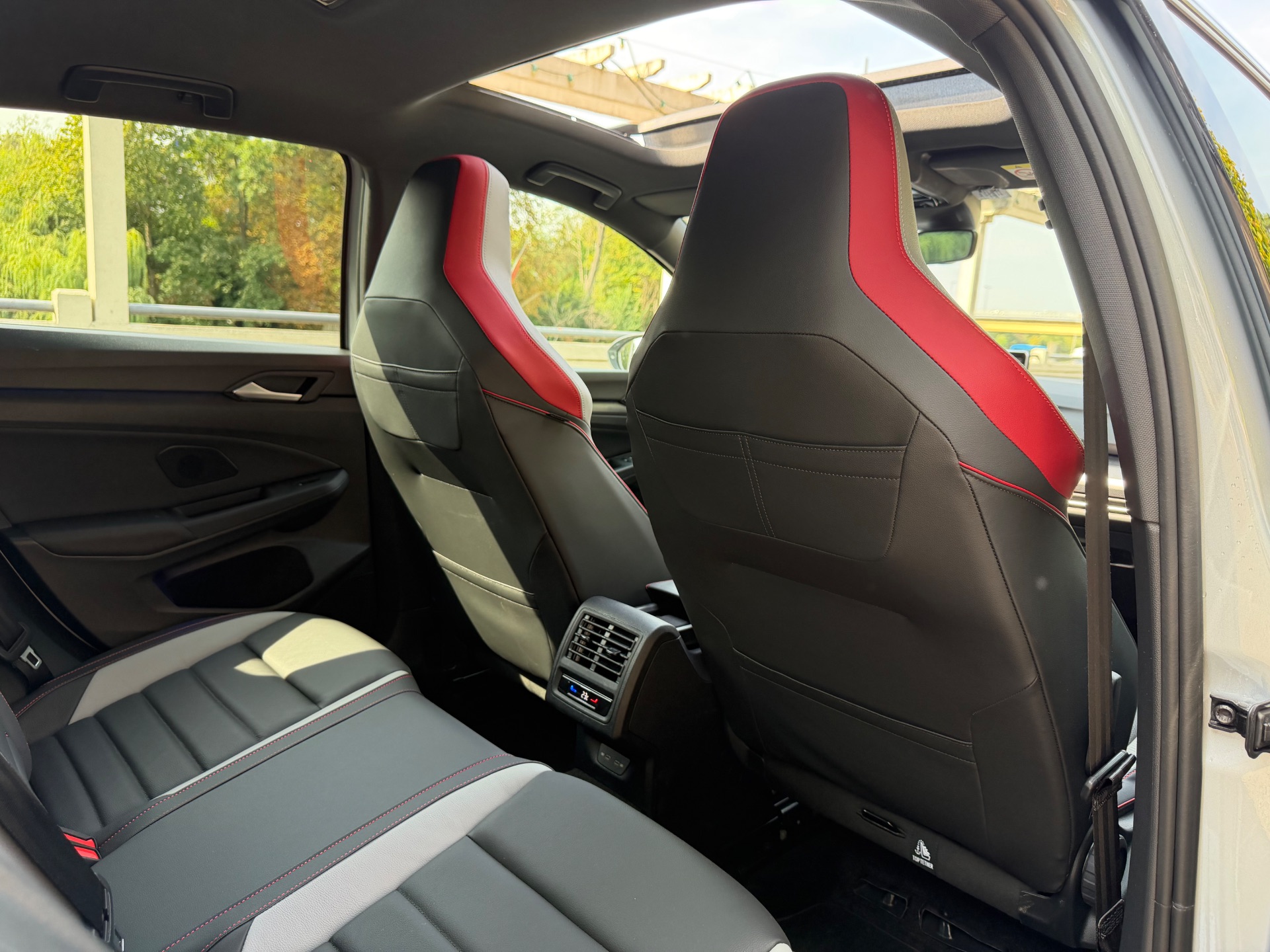 Volkswagen Golf 8 2.0 TSi 265ch