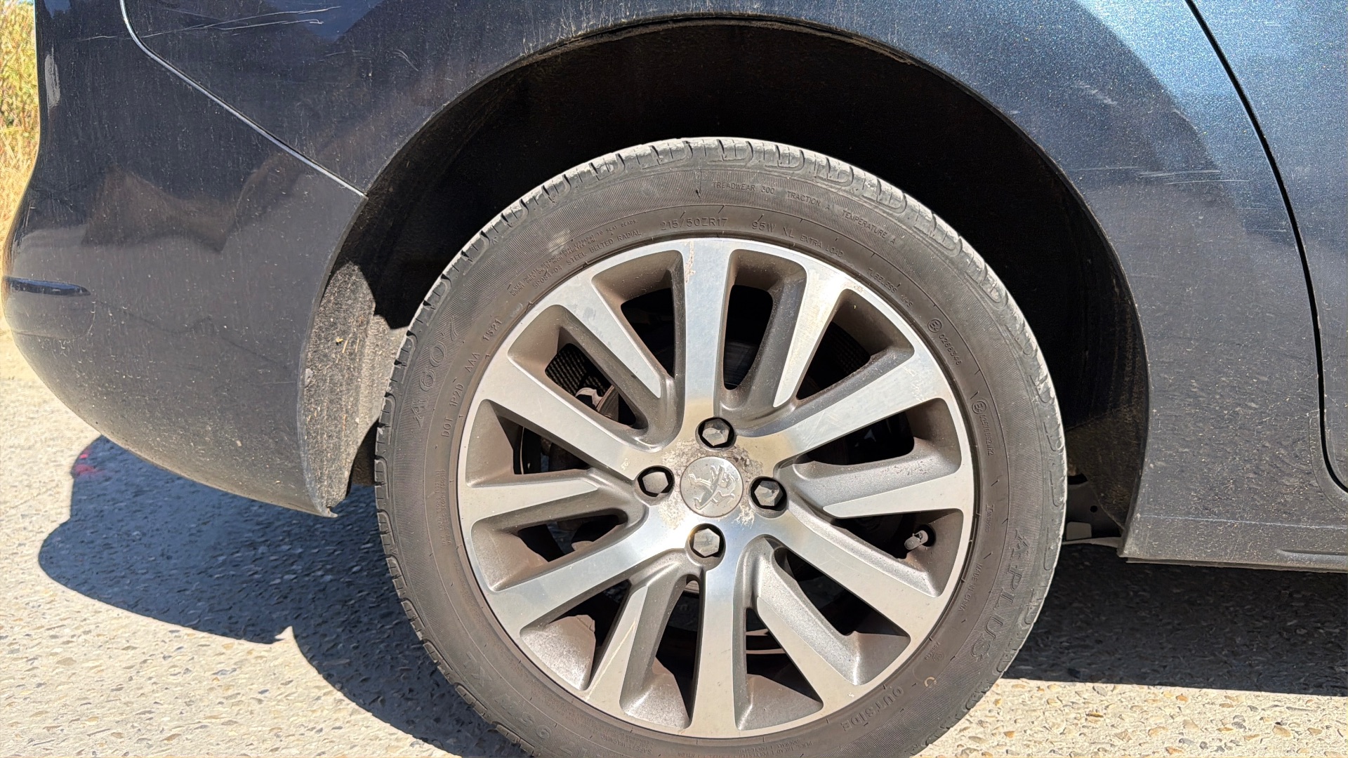 Peugeot 5008 1,6 bluehdi 163ch ALLURE