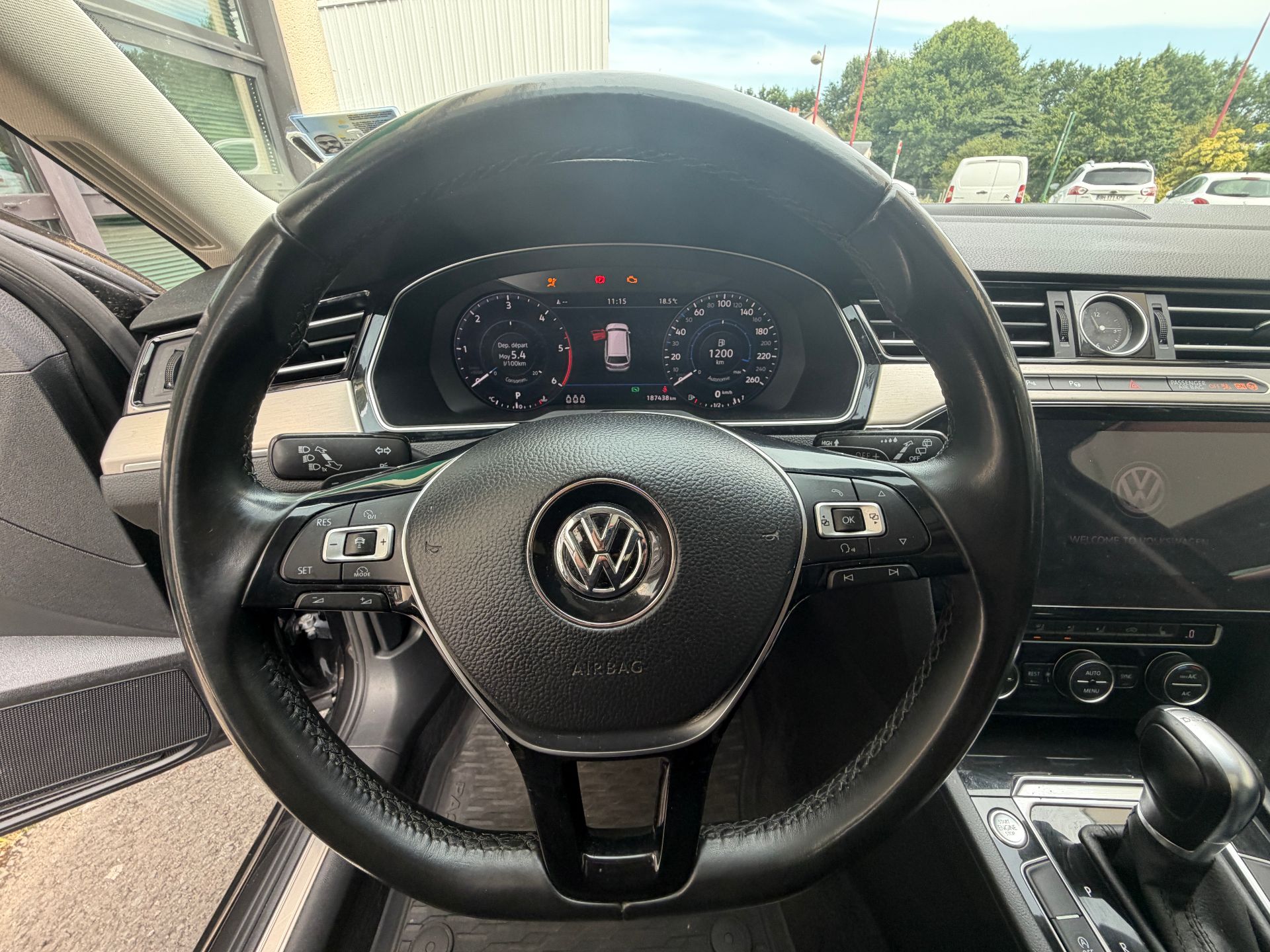 Volkswagen Passat 150 Ch « R-Line » – 16480€