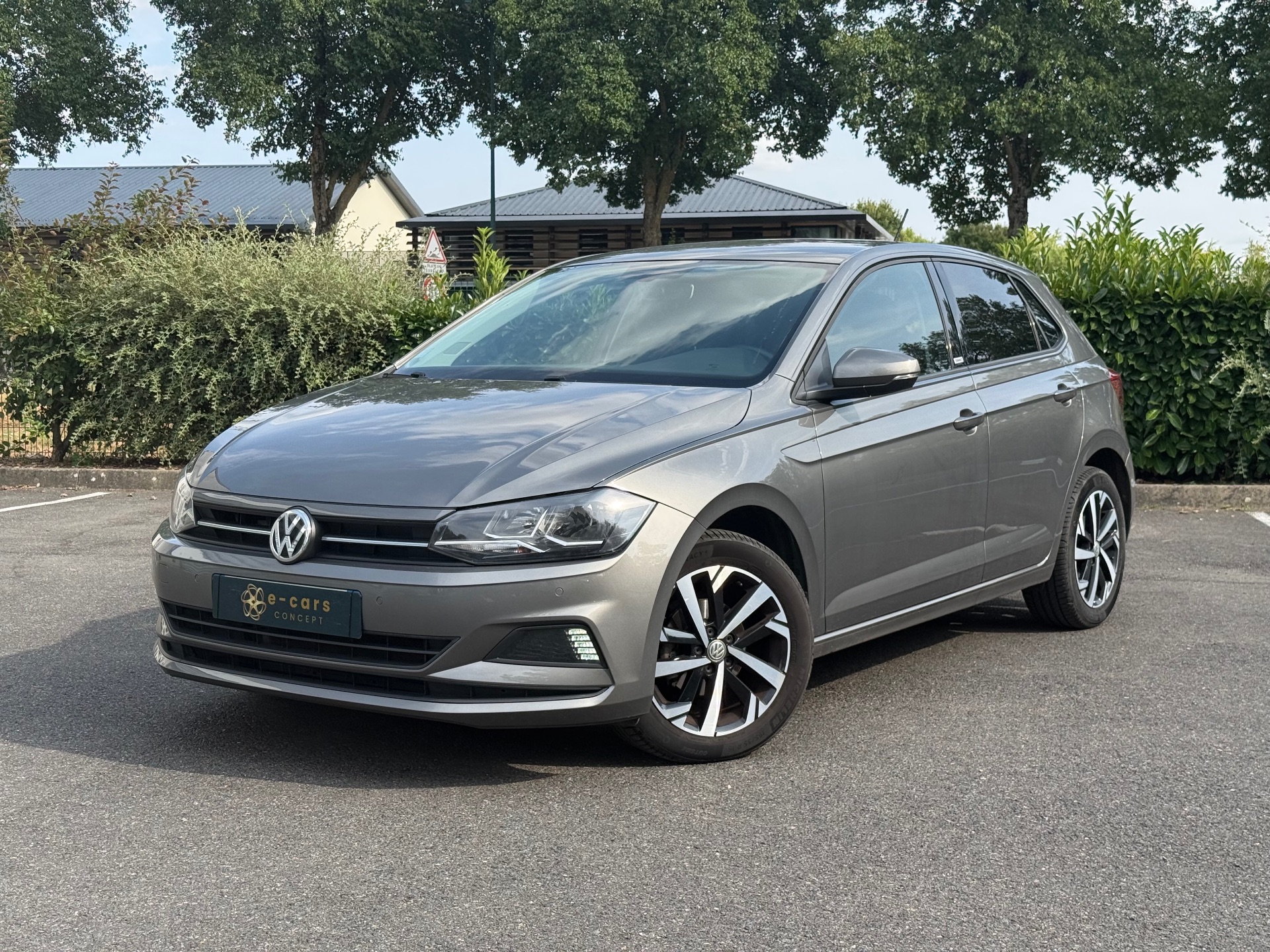 Volkswagen Polo 1.0L TSI Connect