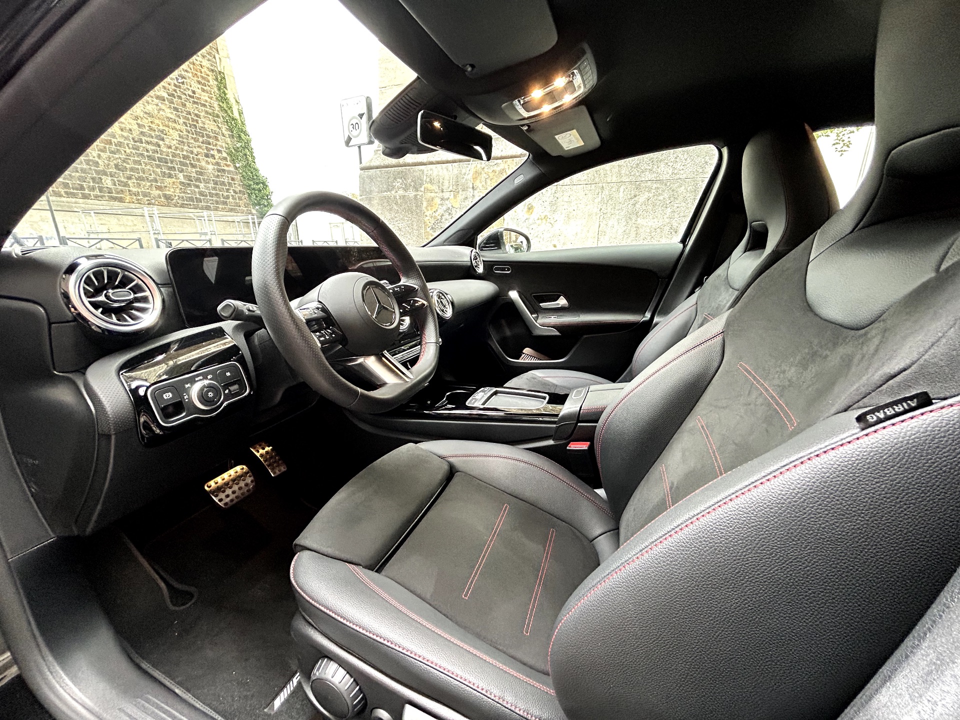 Mercedes-Benz Classe A 2.0 d 16V 8G-DCT 150 150ch AMG line