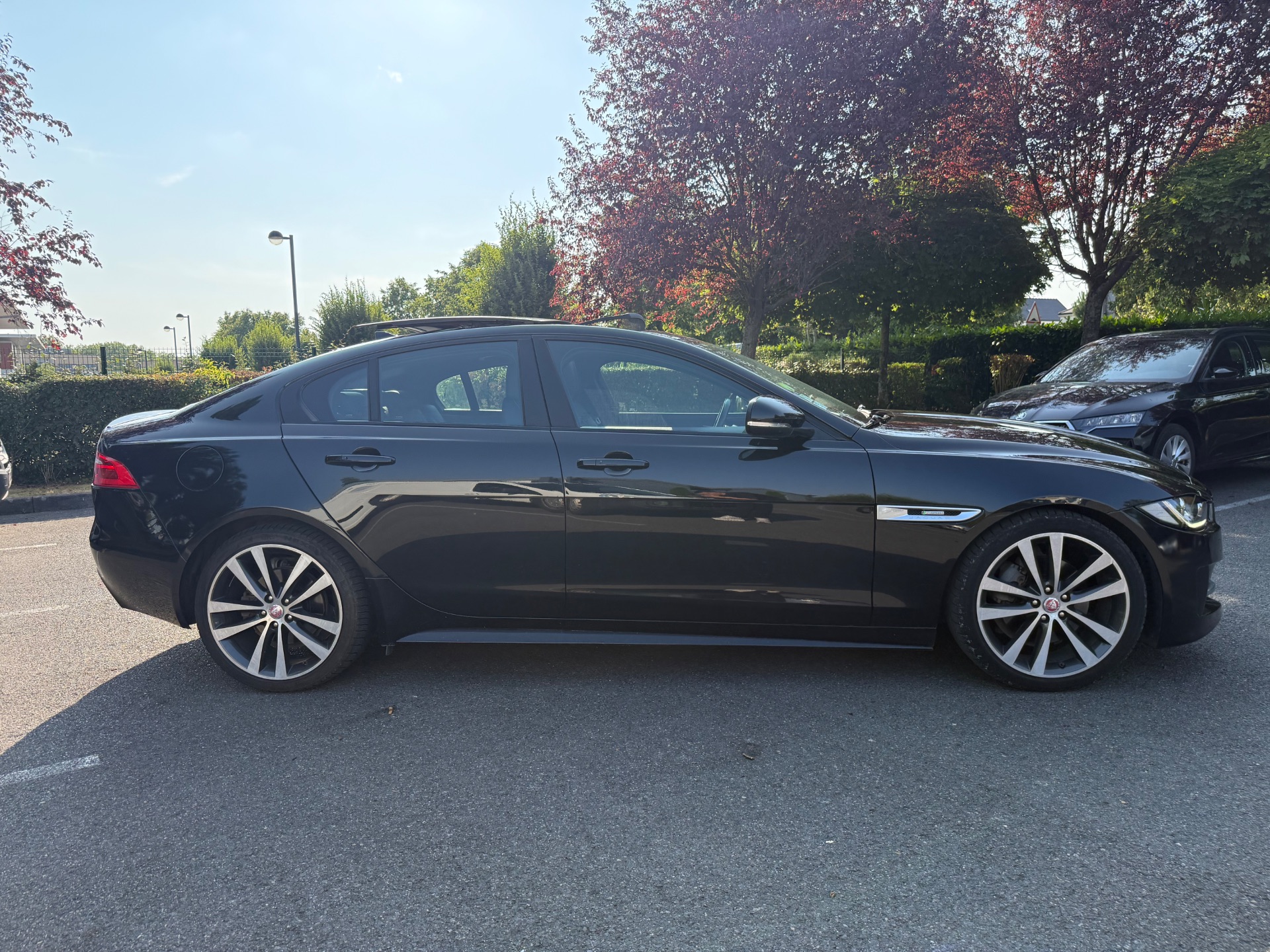 Jaguar XE 2.0 D 180ch 9.0 CV R-sport