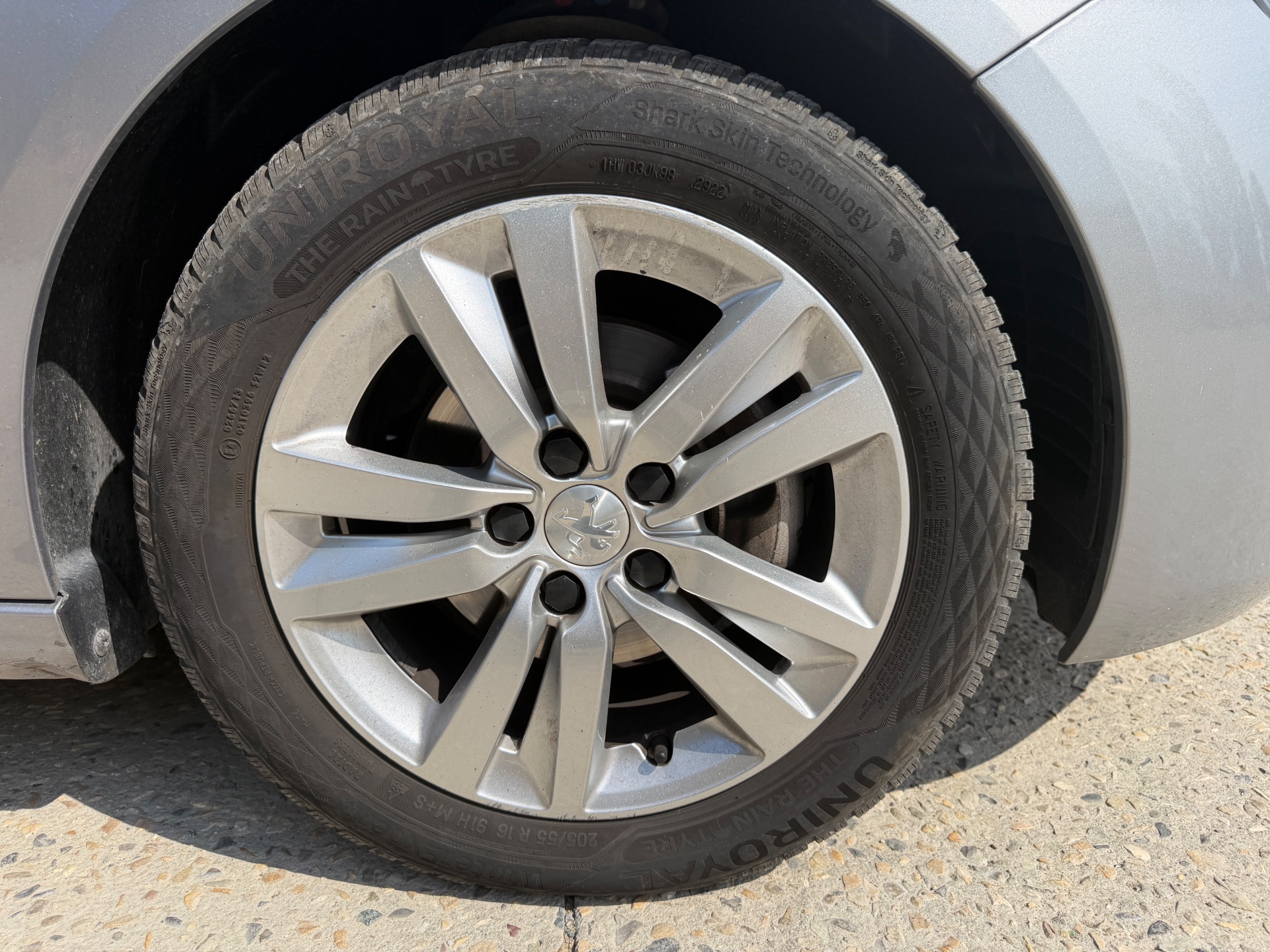 Peugeot 308 1,2 PURETECH 130ch ALLURE