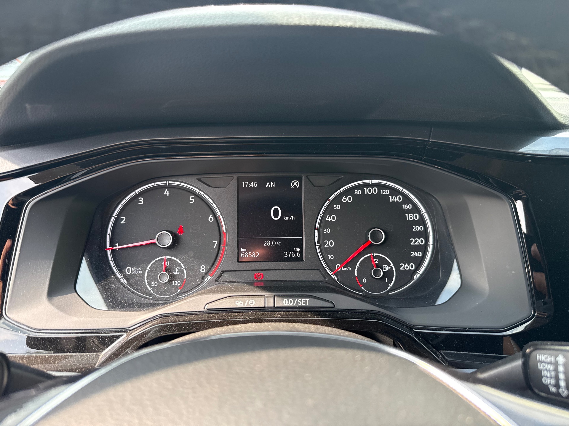 Volkswagen Polo 1.0L TSI Connect