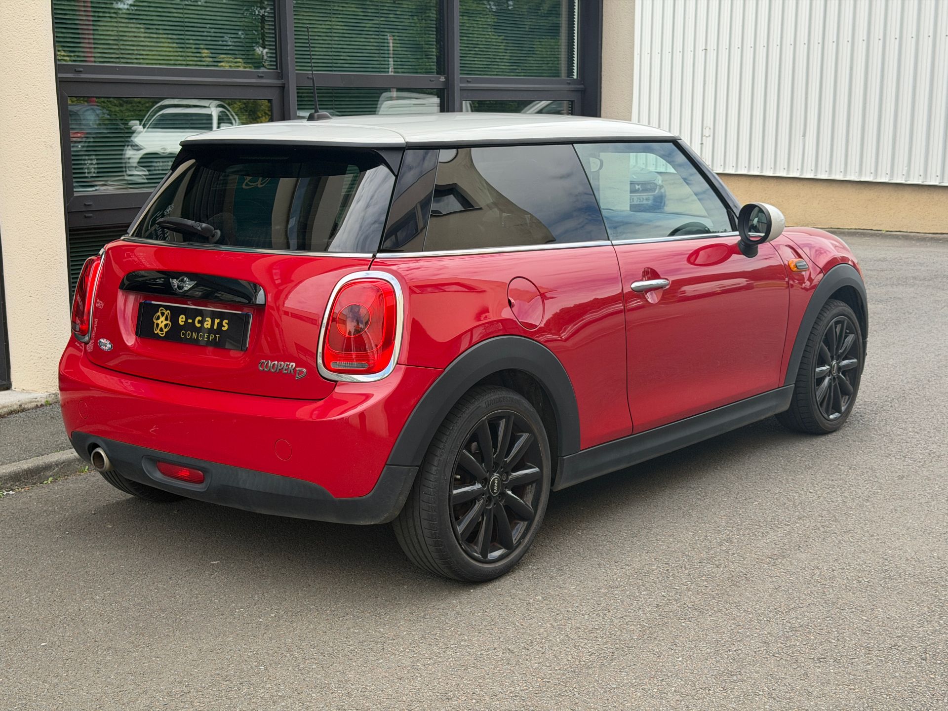 MINI “Cooper D” – 9 490 € (PRIX OK)