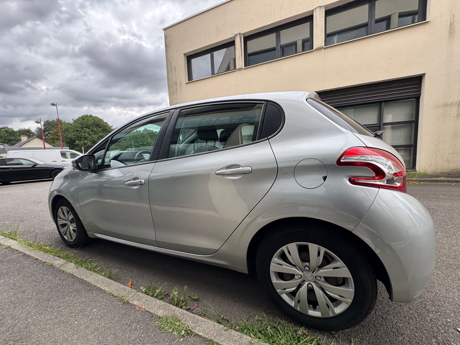 Peugeot 208 1.4 HDI 68ch ACTIVE