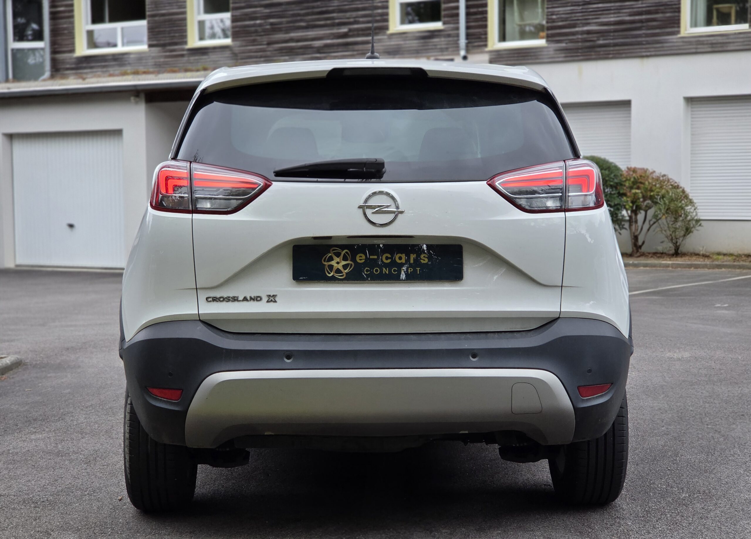OPEL CROSSLAND X – 1.5 BlueHDI 102ch BVM6 ÉLÉGANCE