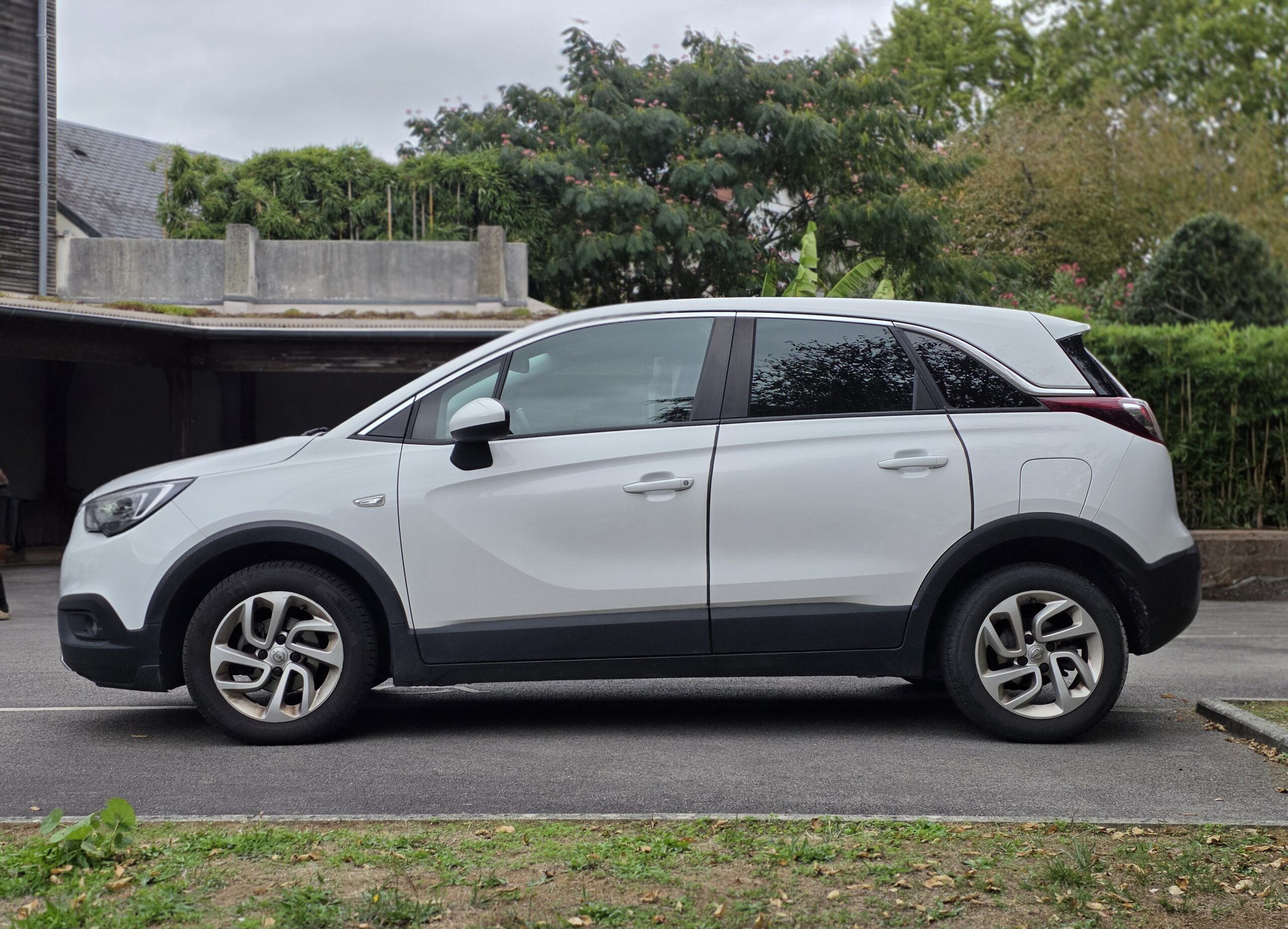 OPEL CROSSLAND X – 1.5 BlueHDI 102ch BVM6 ÉLÉGANCE