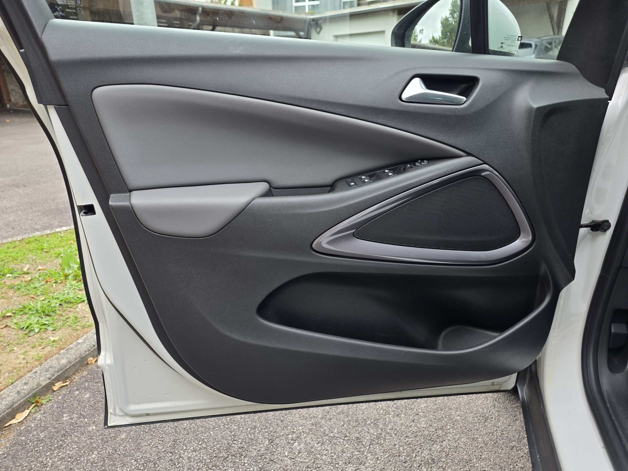 OPEL CROSSLAND X – 1.5 BlueHDI 102ch BVM6 ÉLÉGANCE
