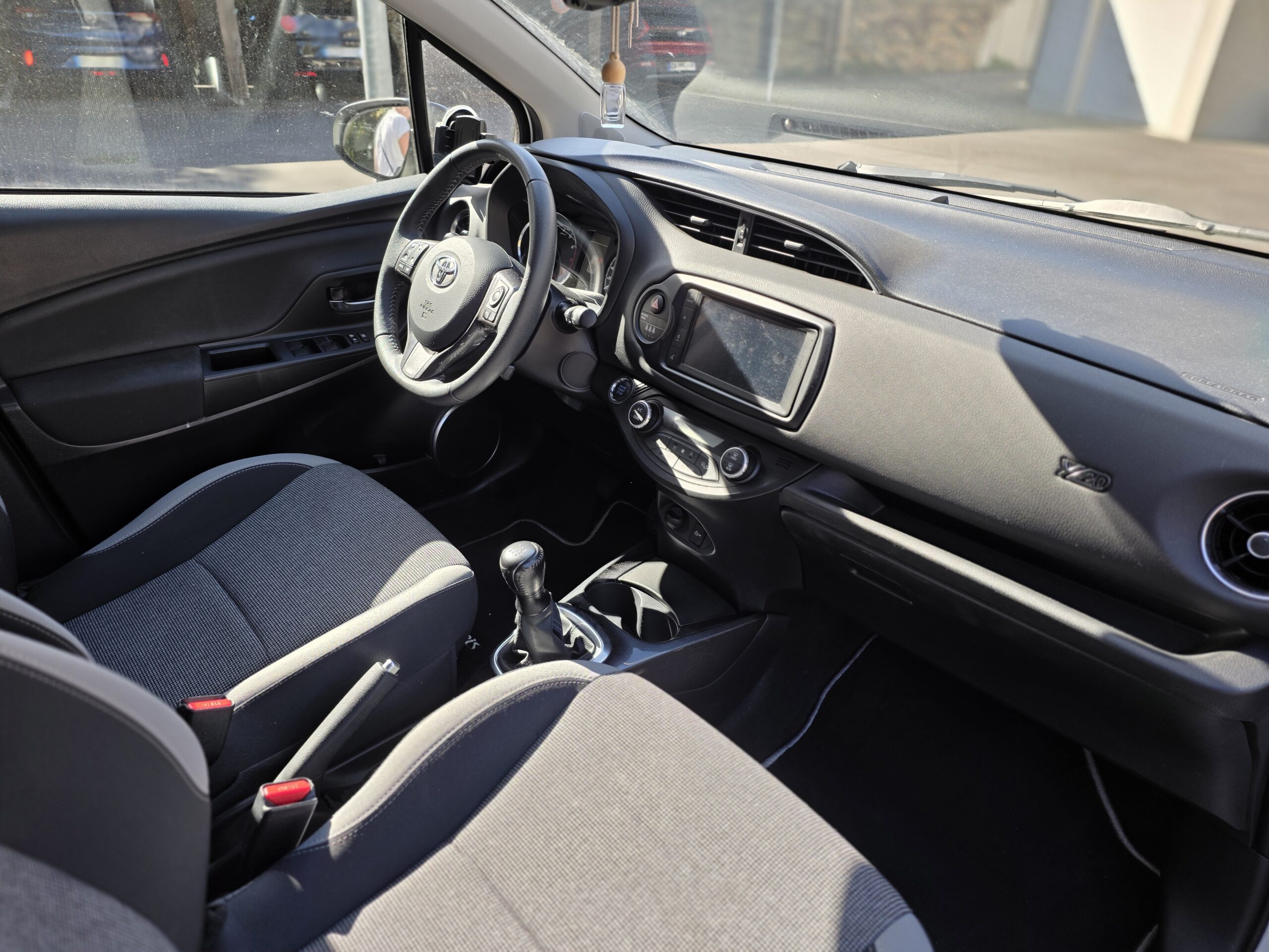 TOYOTA YARIS Y20 – 1.0 VVT-i 72ch