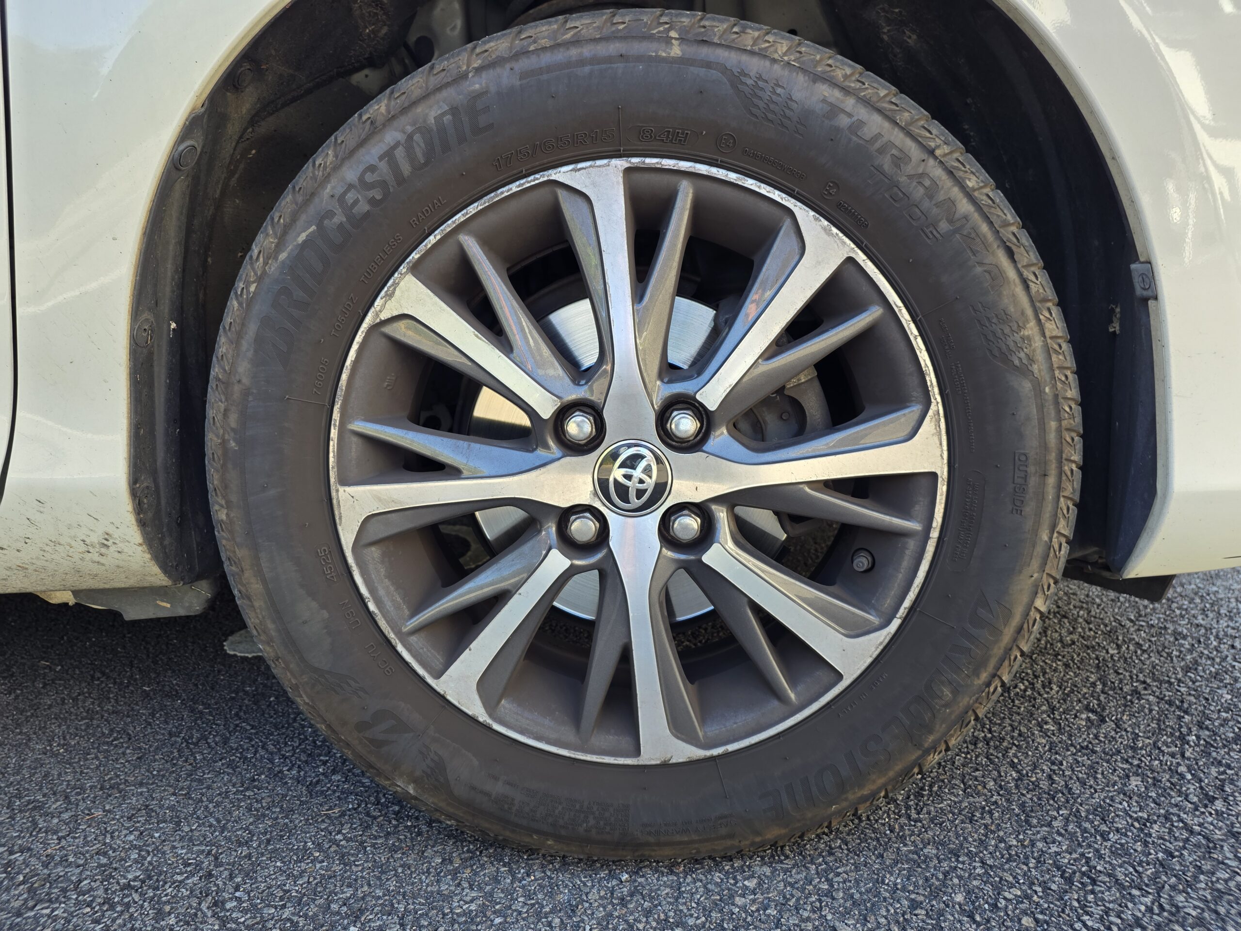 TOYOTA YARIS Y20 – 1.0 VVT-i 72ch