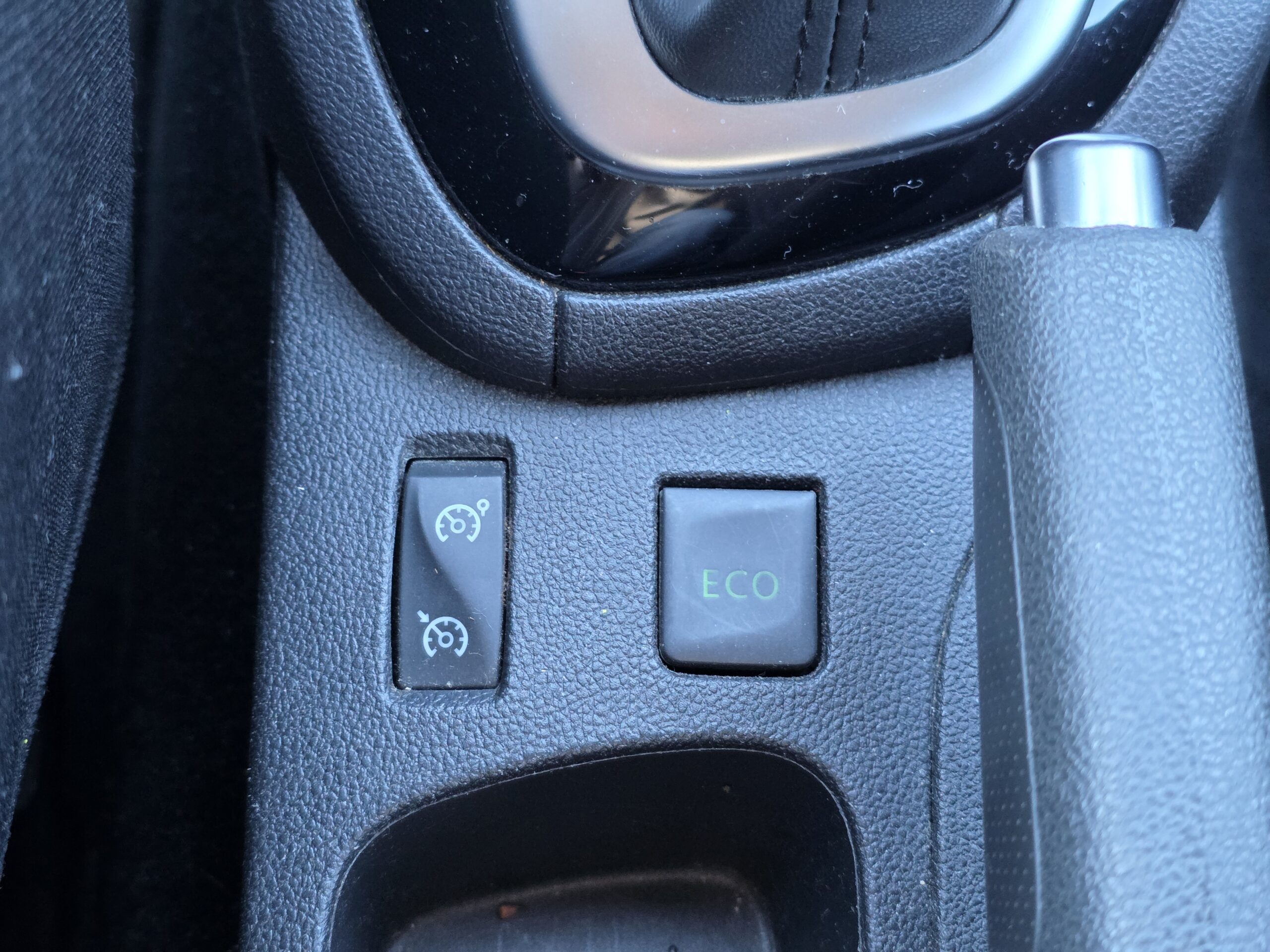 RENAULT CLIO IV Boîte auto – 1.5 dCi Energy dCi 90ch Business