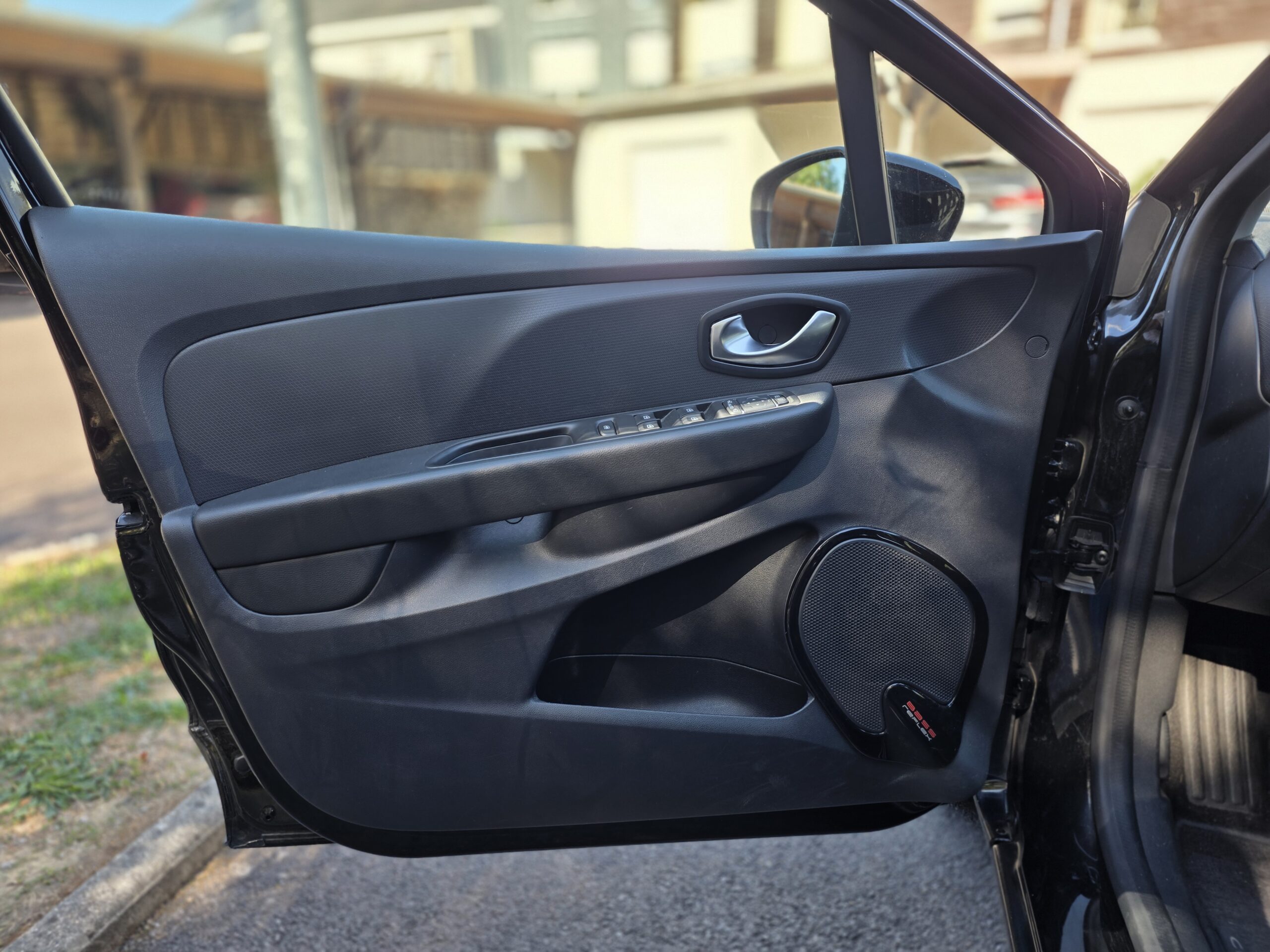 RENAULT CLIO IV Boîte auto – 1.5 dCi Energy dCi 90ch Business