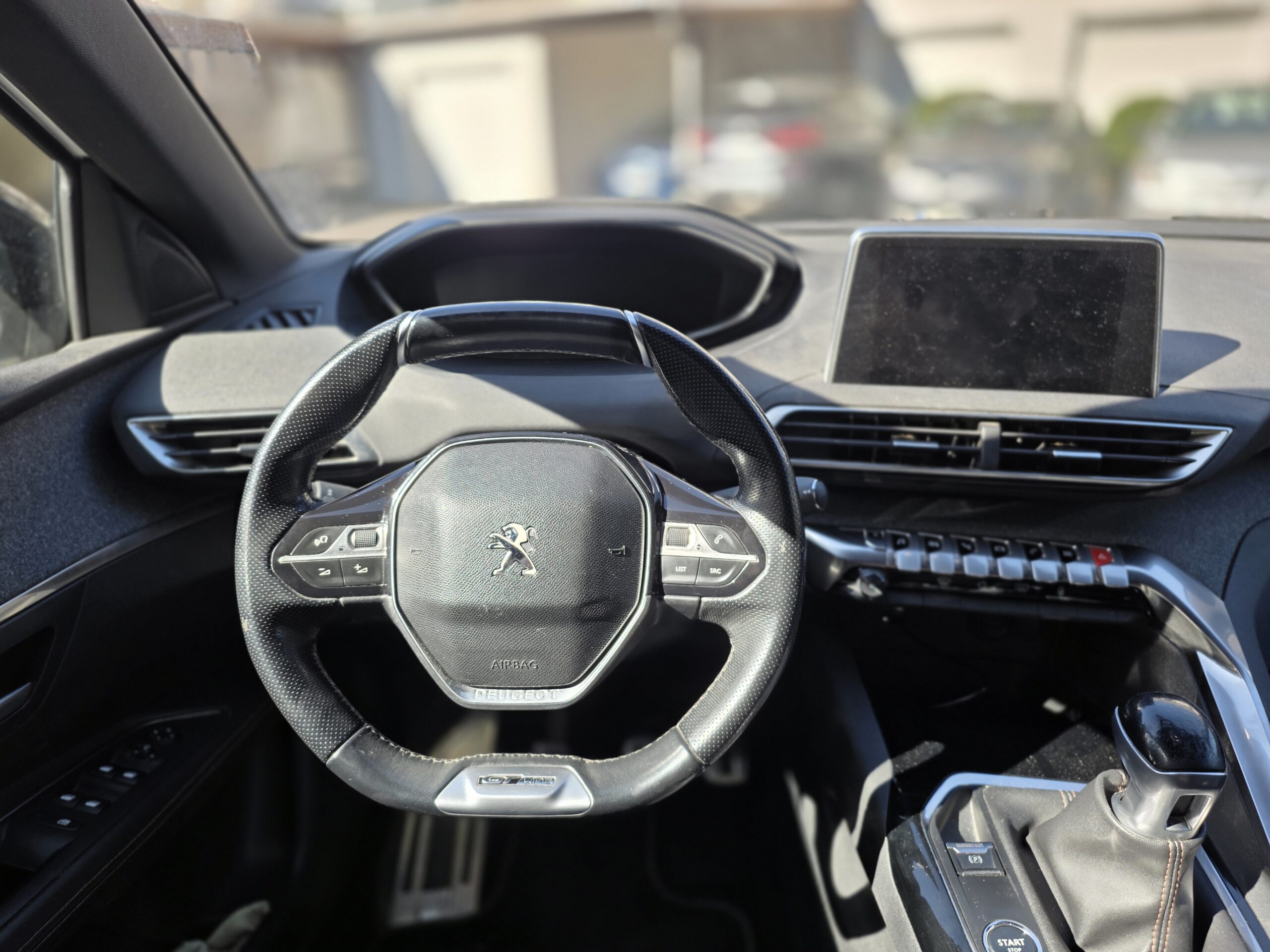 PEUGEOT 3008 – 1.2 PureTech 130ch BVM6 Finition GT LINE
