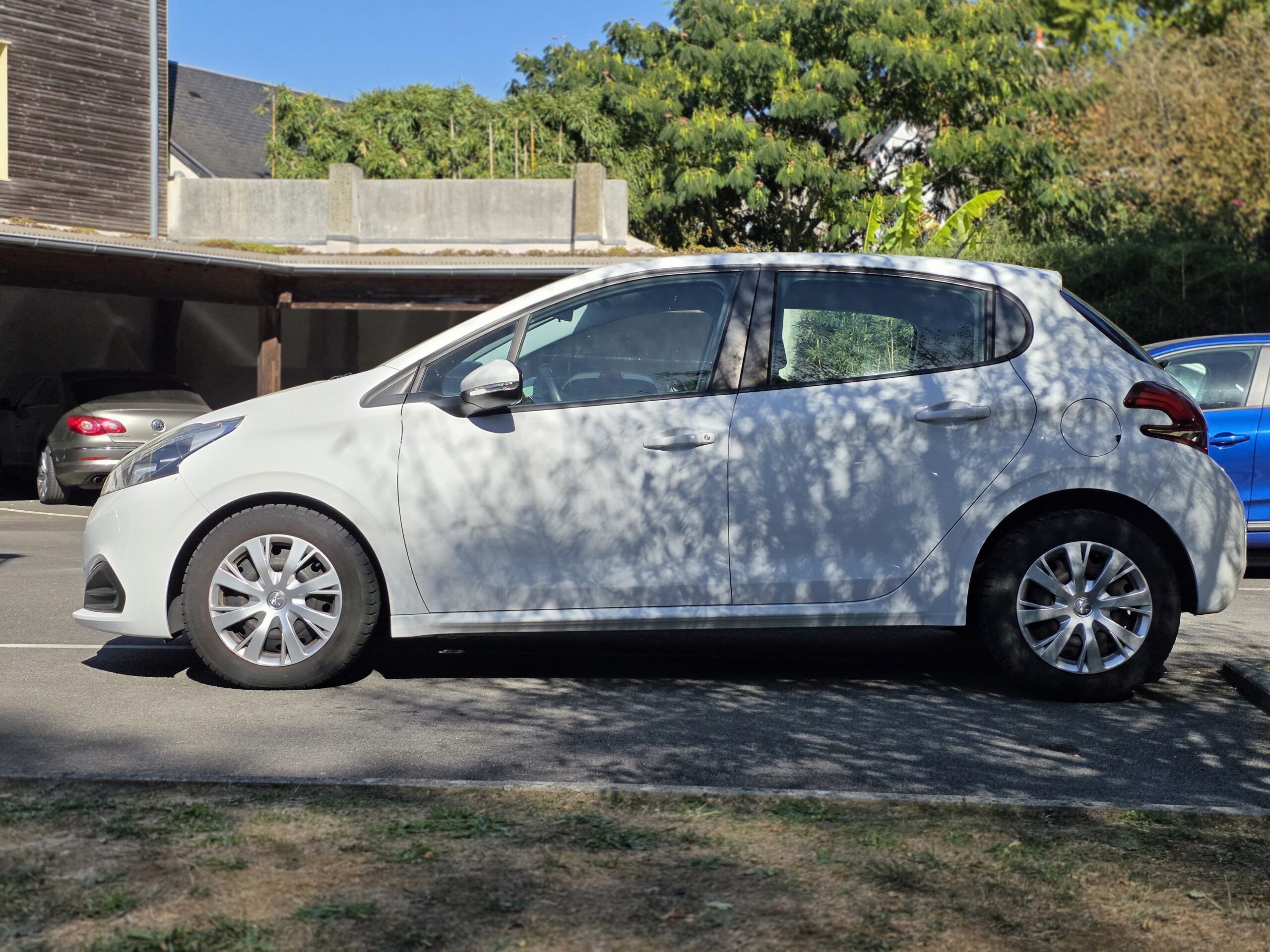 PEUGEOT 208 – 1.5 BlueHDi 100ch BVM6 Finition ACTIVE