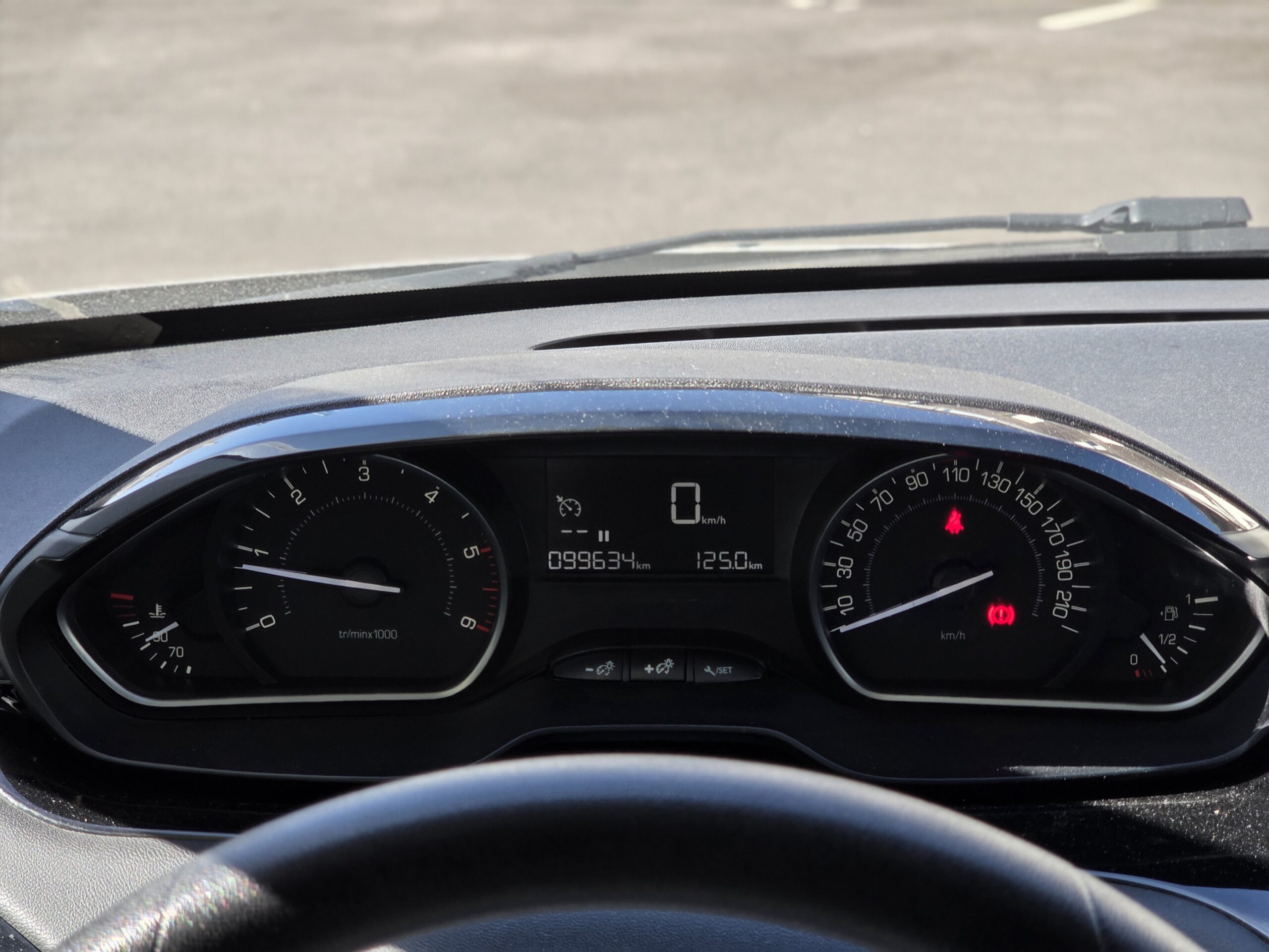 PEUGEOT 208 – 1.5 BlueHDi 100ch BVM6 Finition ACTIVE