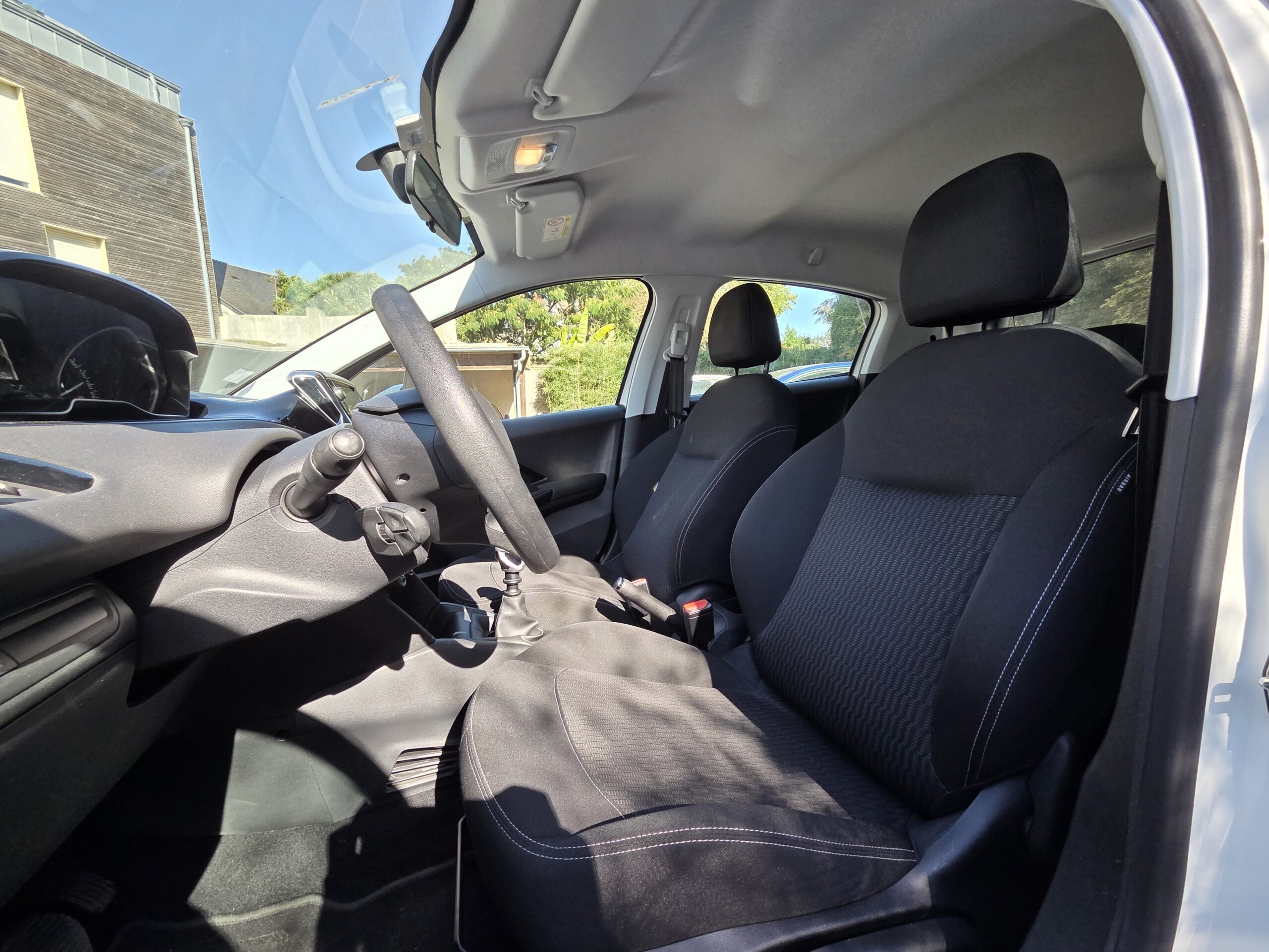 PEUGEOT 208 – 1.5 BlueHDi 100ch BVM6 Finition ACTIVE