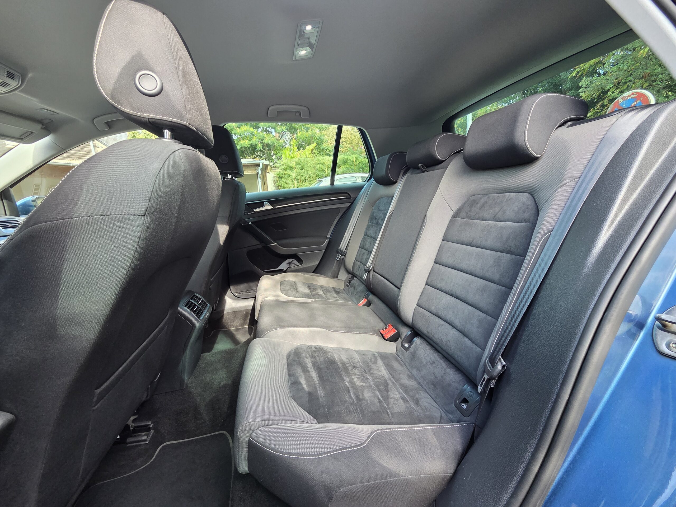 VOLKSWAGEN GOLF VII – 2.0 TDI 150ch DSG6 Finition CARAT