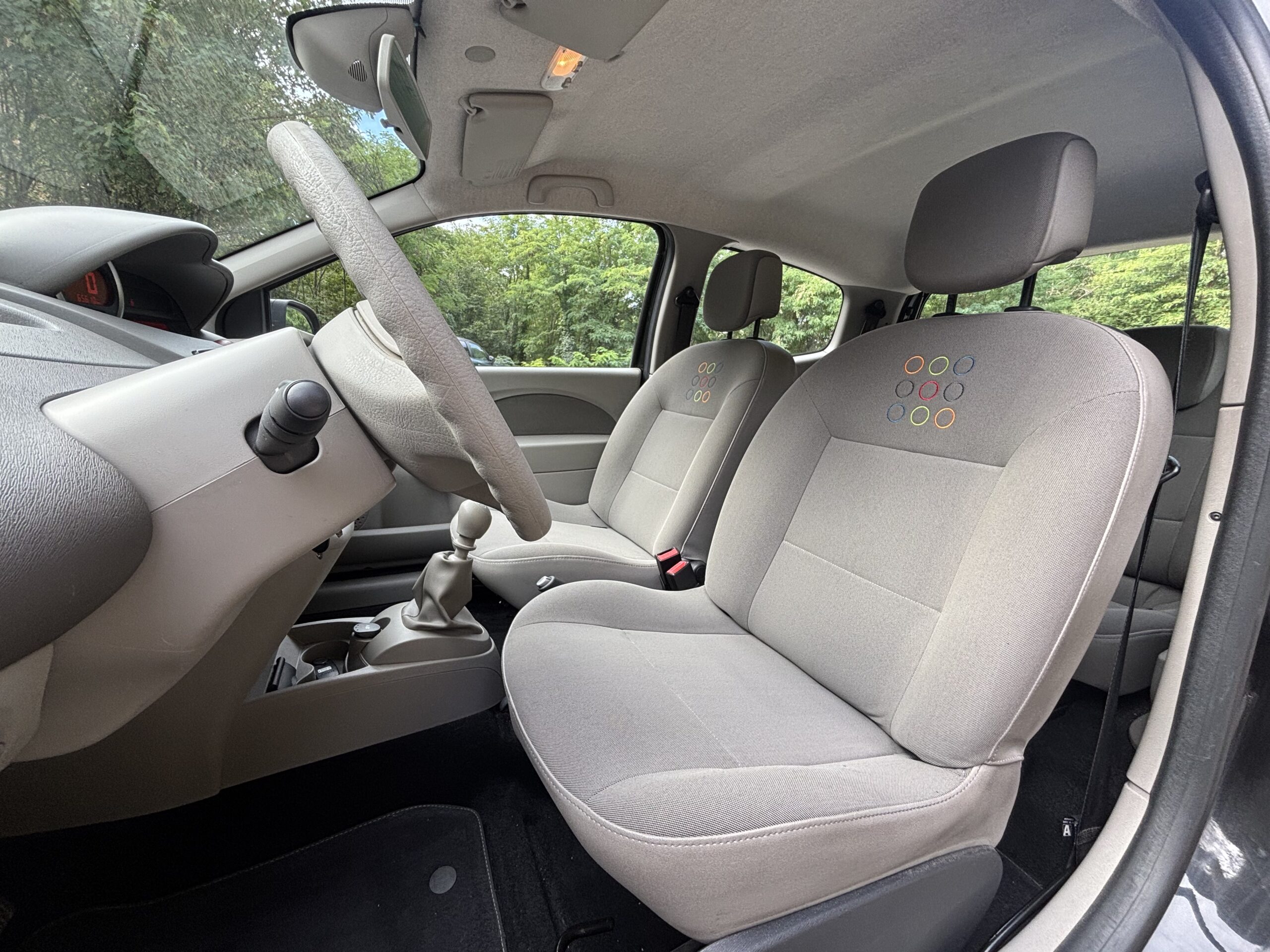 RENAULT Twingo II 1.2 i 16V 75 DOLCE VITA