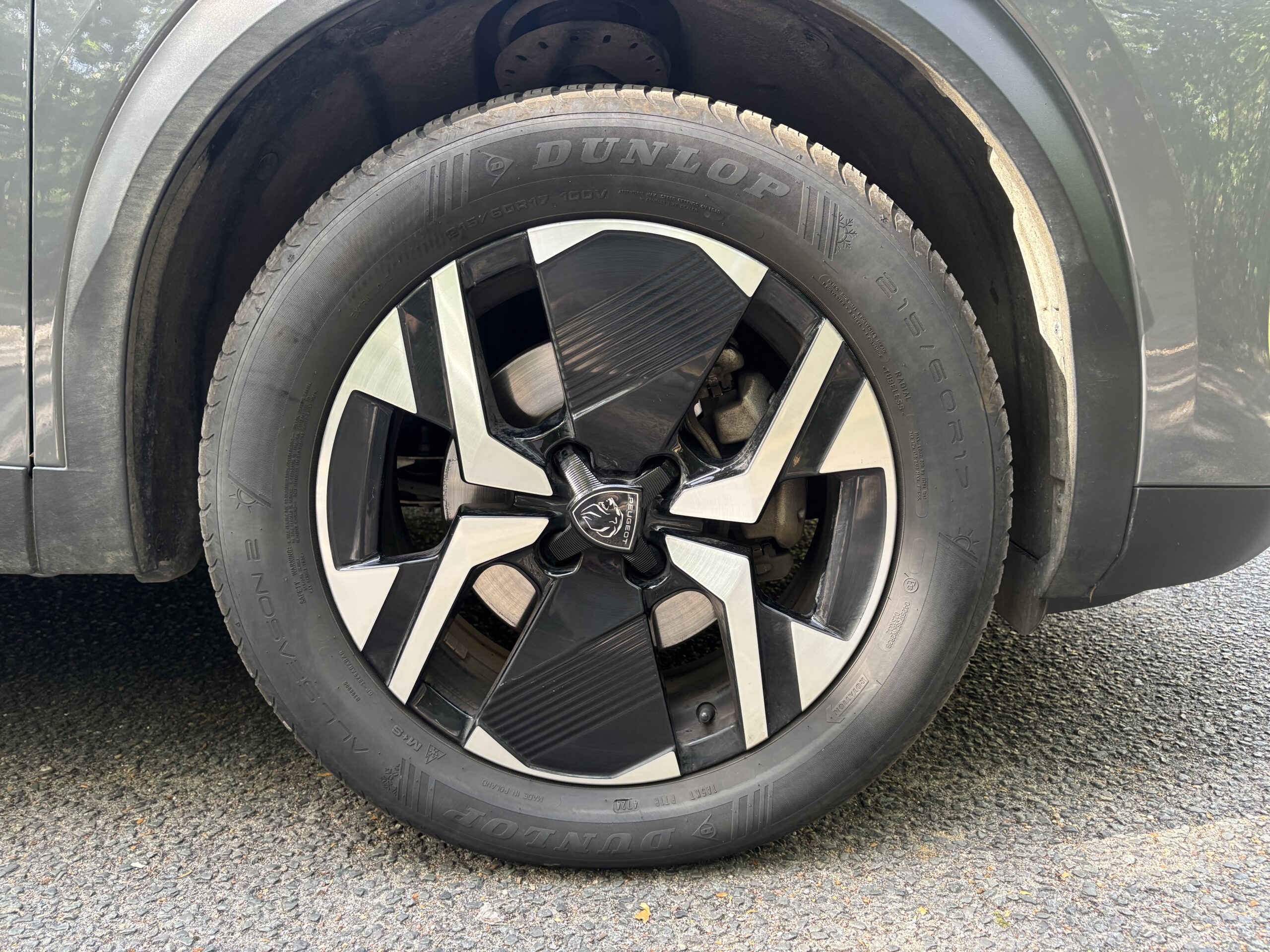 PEUGEOT 2008 1.2 Hybrid e-DSC6 136 ALLURE