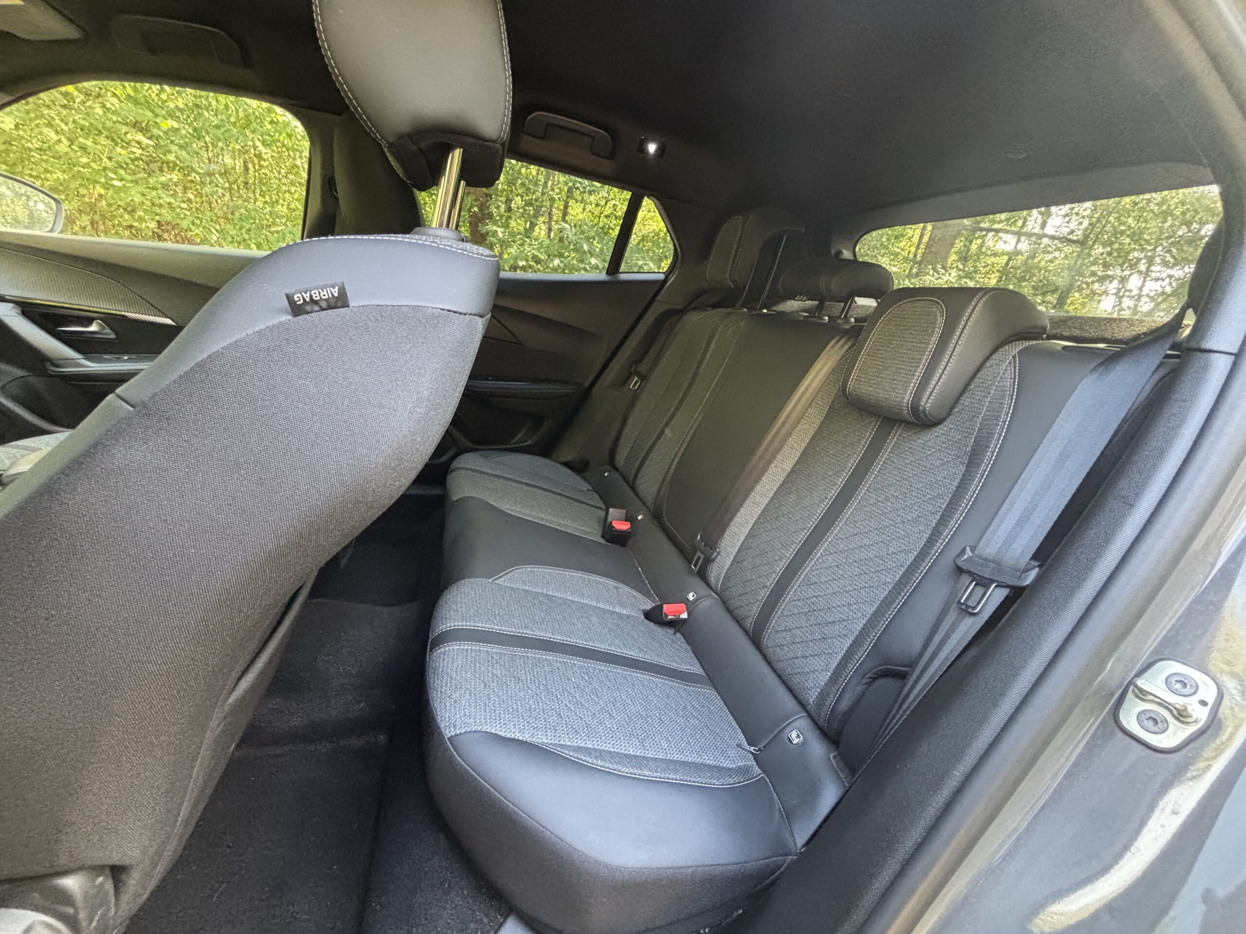 PEUGEOT 2008 1.2 Hybrid e-DSC6 136 ALLURE