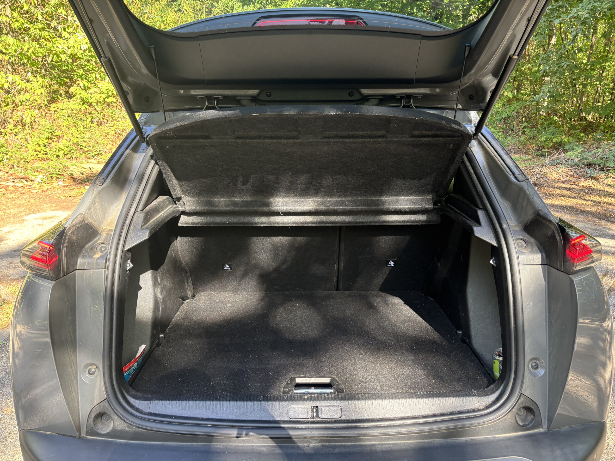 PEUGEOT 2008 1.2 Hybrid e-DSC6 136 ALLURE