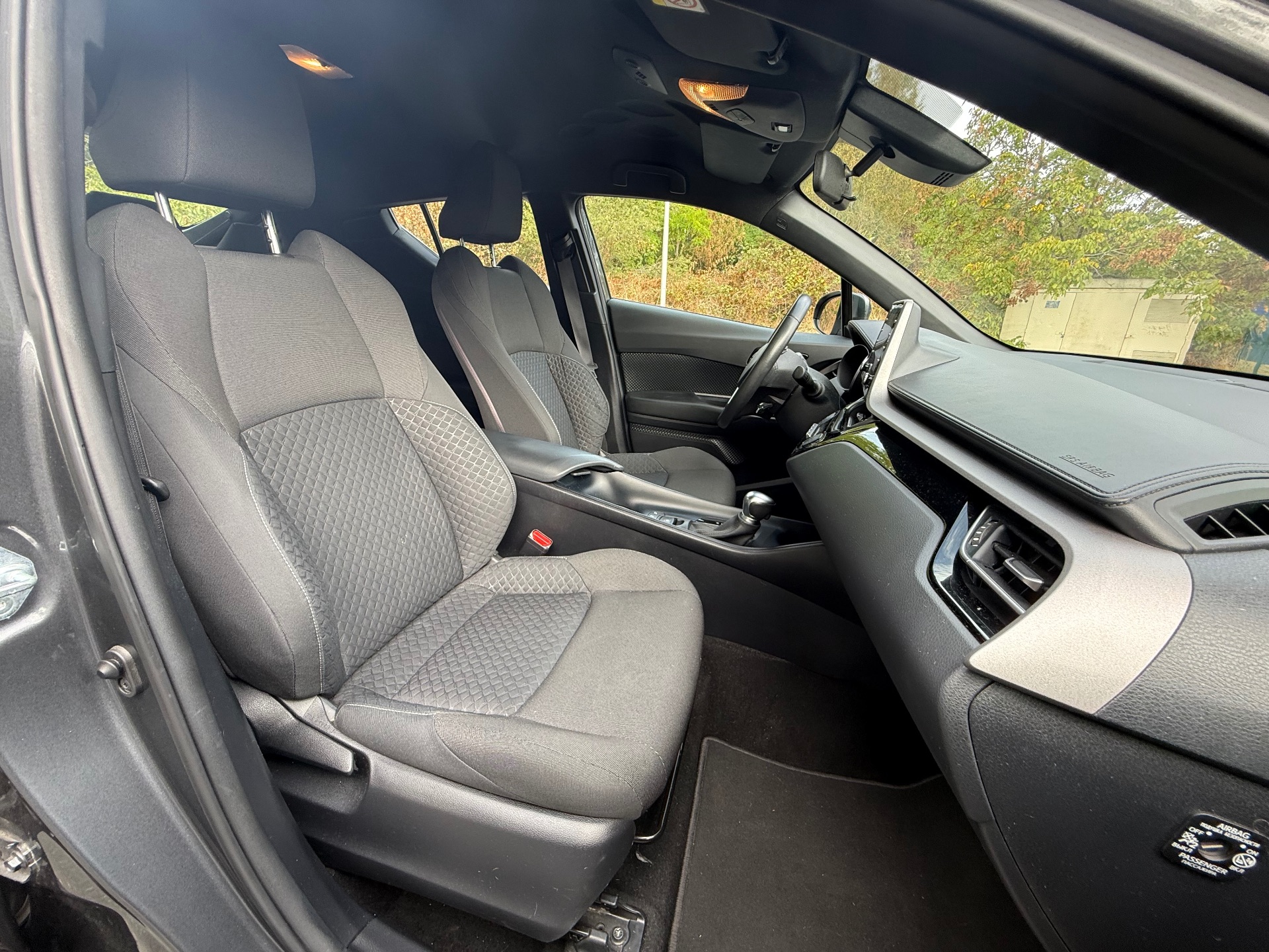 Toyota C-HR 1.8i 122ch Dynamic