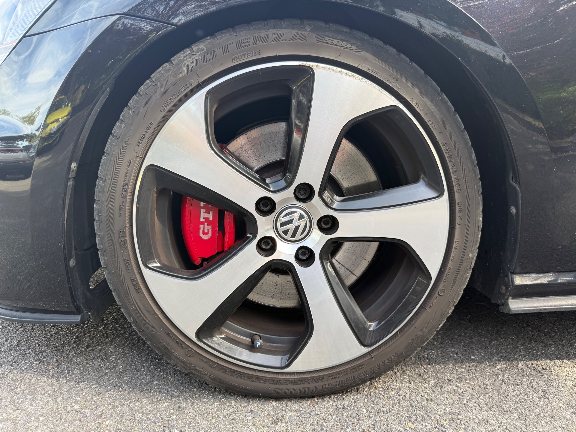 Volkswagen Golf 2.0 TFSI 16V Blue Motion 230ch GTI Performance