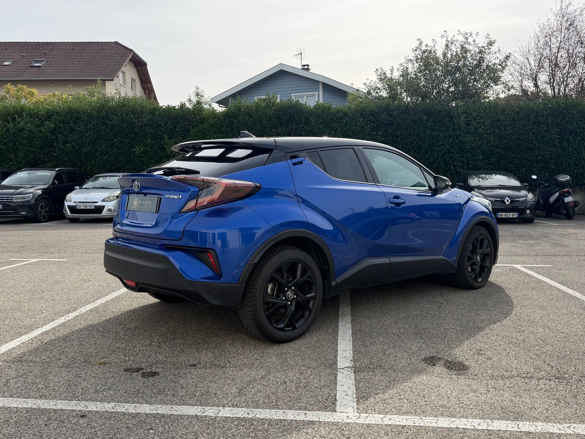 Toyota C-HR HYBRID