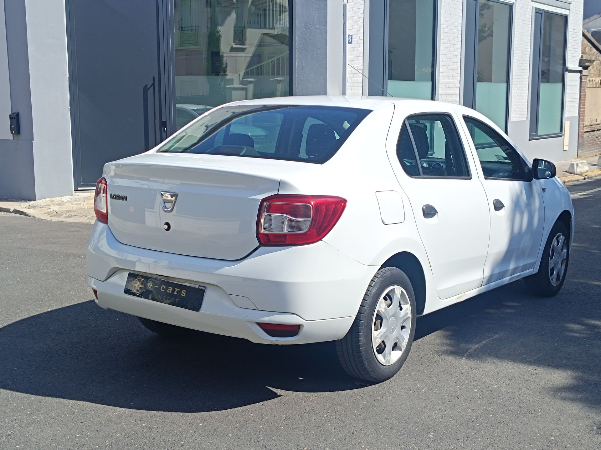 Dacia Logan 1.2i 75ch