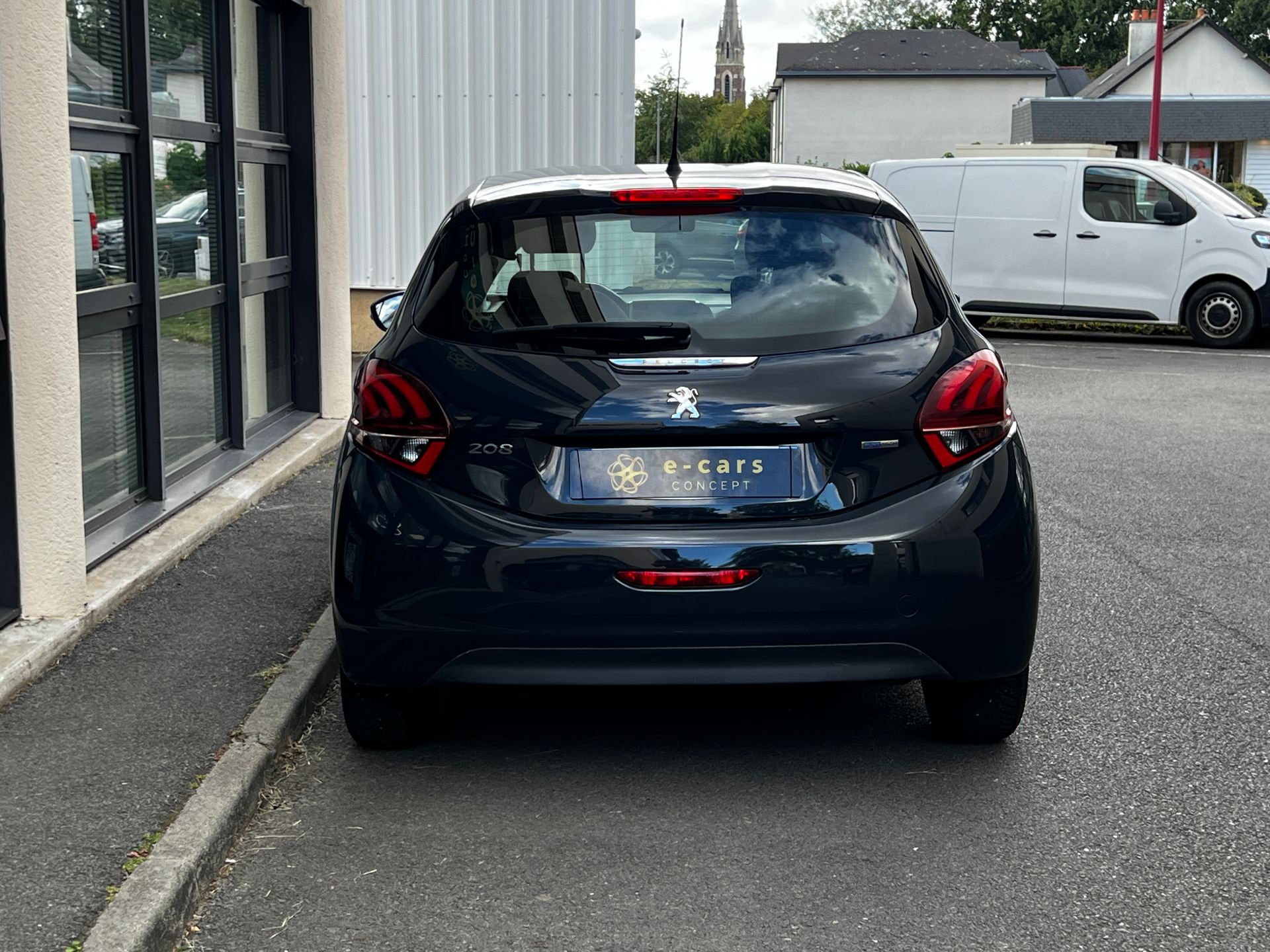 Peugoet 208 1.2 Pure tech 82ch ACTIVE