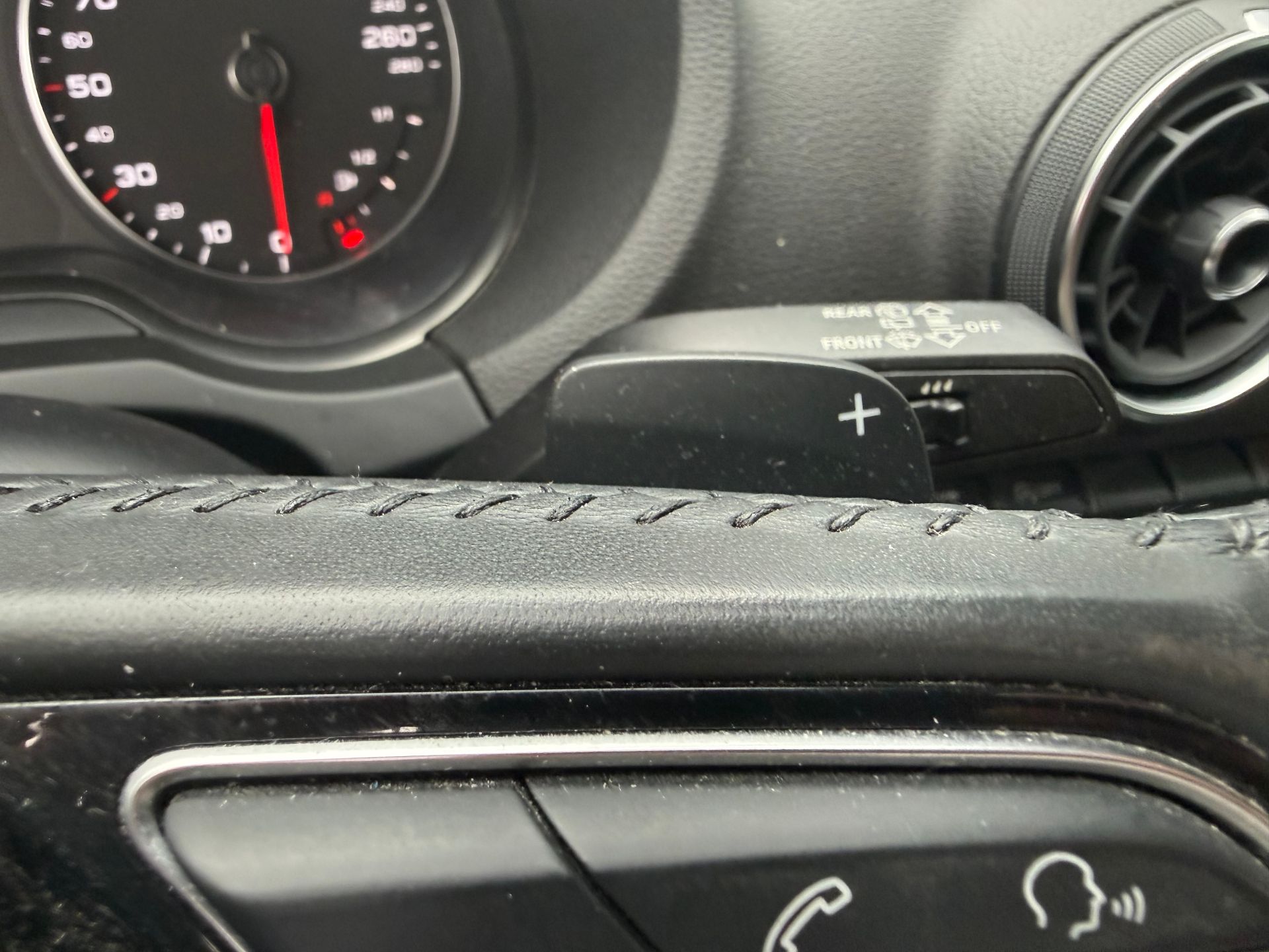 Audi A3 30TFSI 116ch Business line
