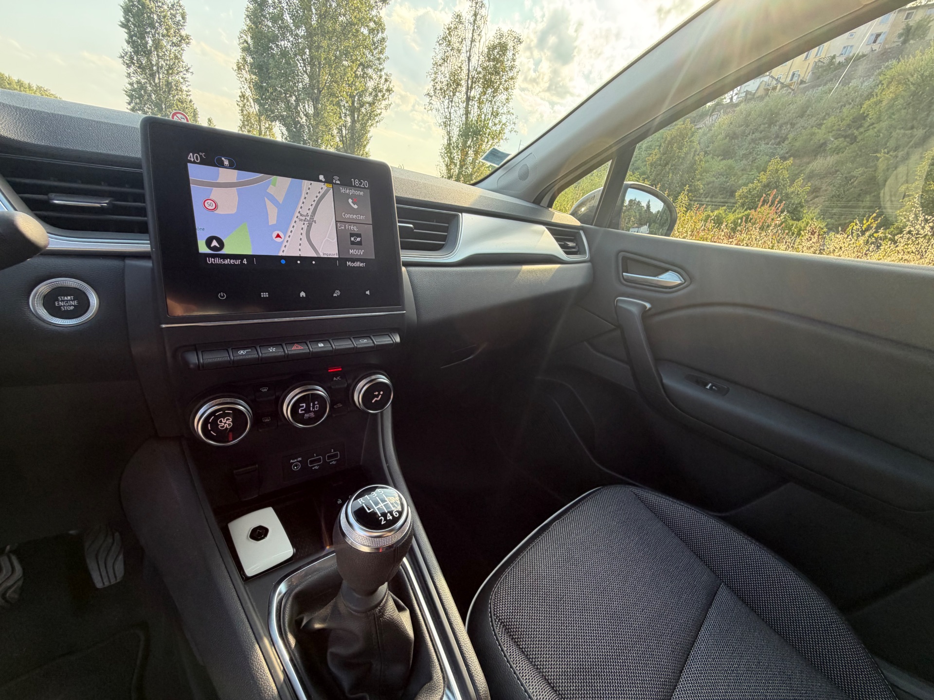 Captur blanc nacre 2022
