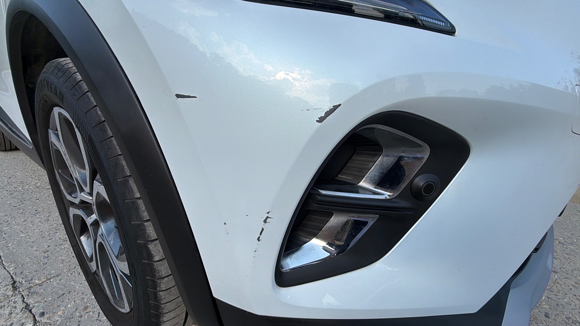 Captur blanc nacre 2022