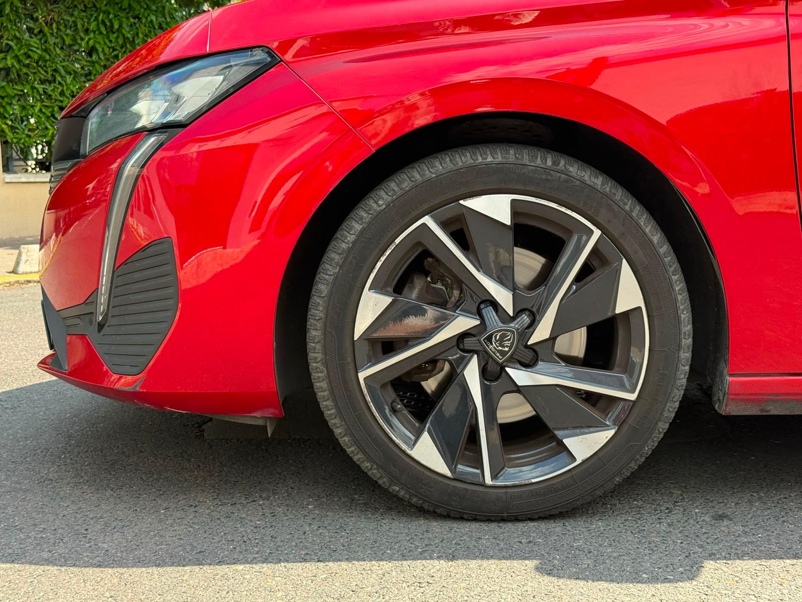Peugeot 308sw 1.2 Hybrid 136ch GT