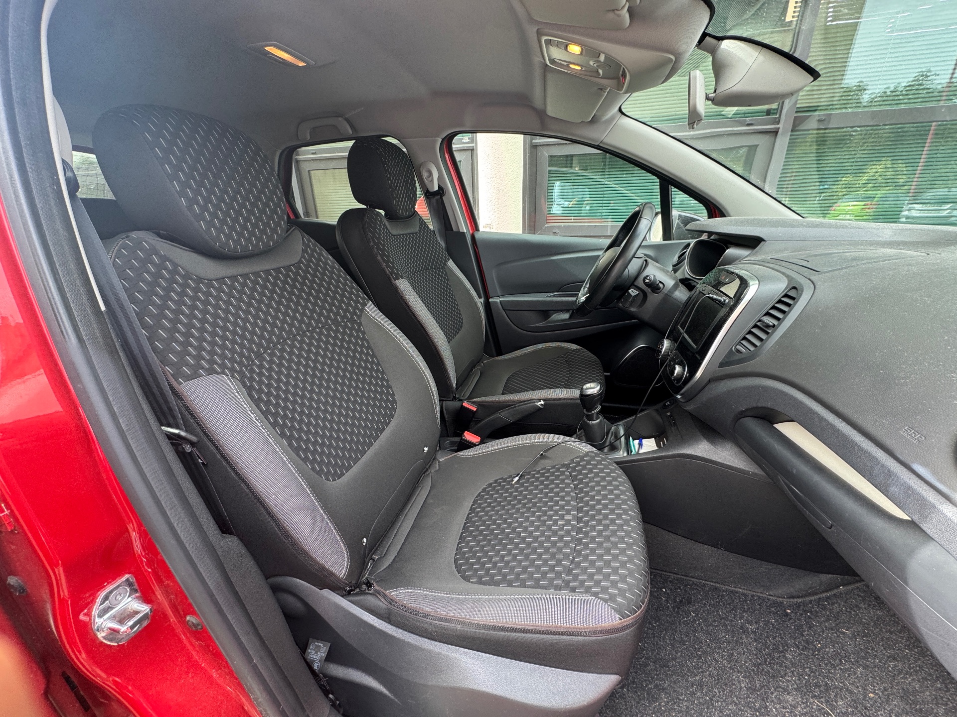 Renault Captur 1.5 DCI 110ch INTENSE