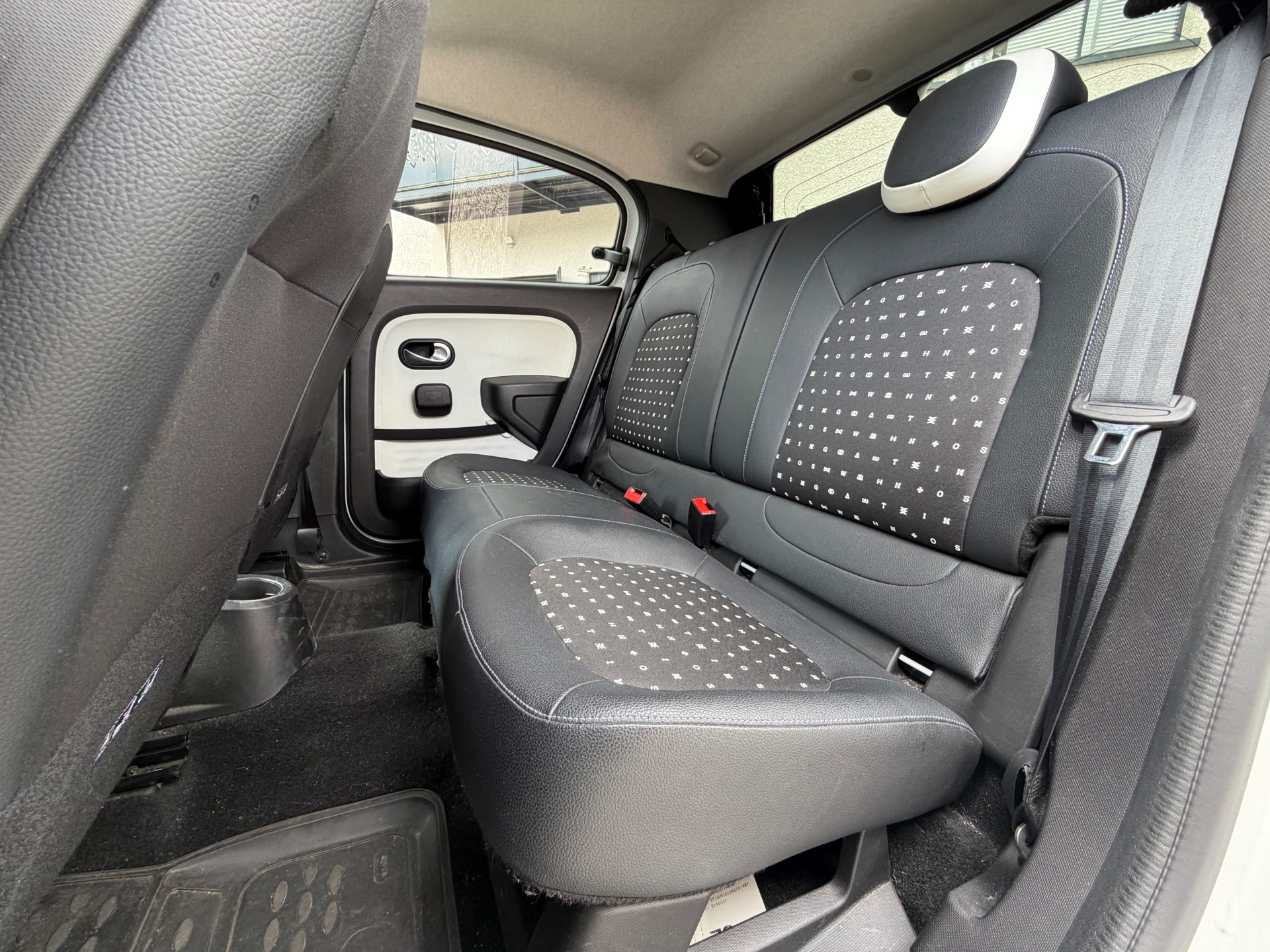 Renault Twingo 0.9 TCE 95ch SIGNATURE