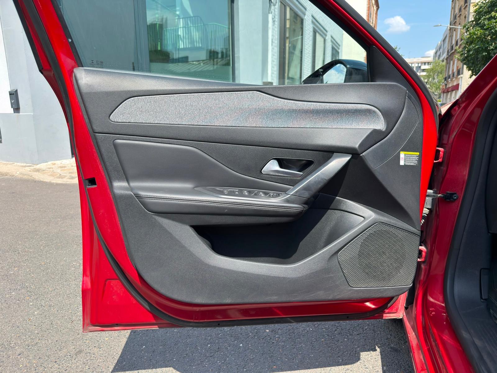 Peugeot 308sw 1.2 Hybrid 136ch GT